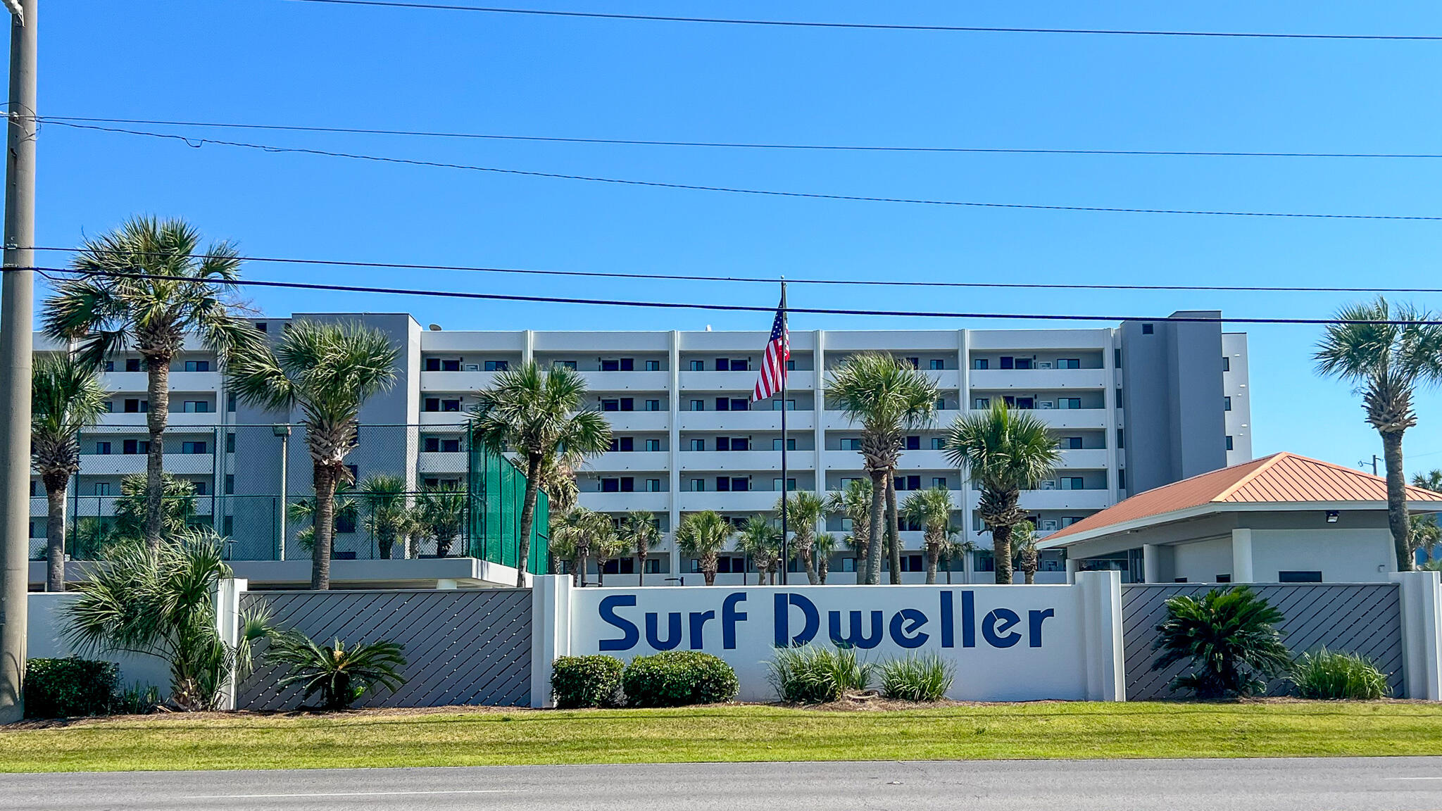 SURF DWELLER CONDO - Residential