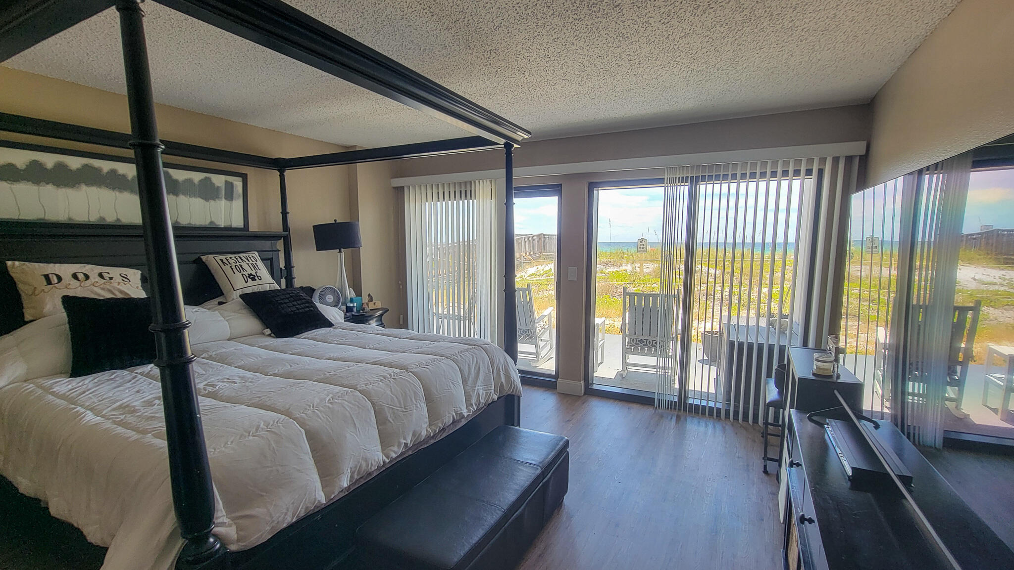 SURF DWELLER CONDO - Residential