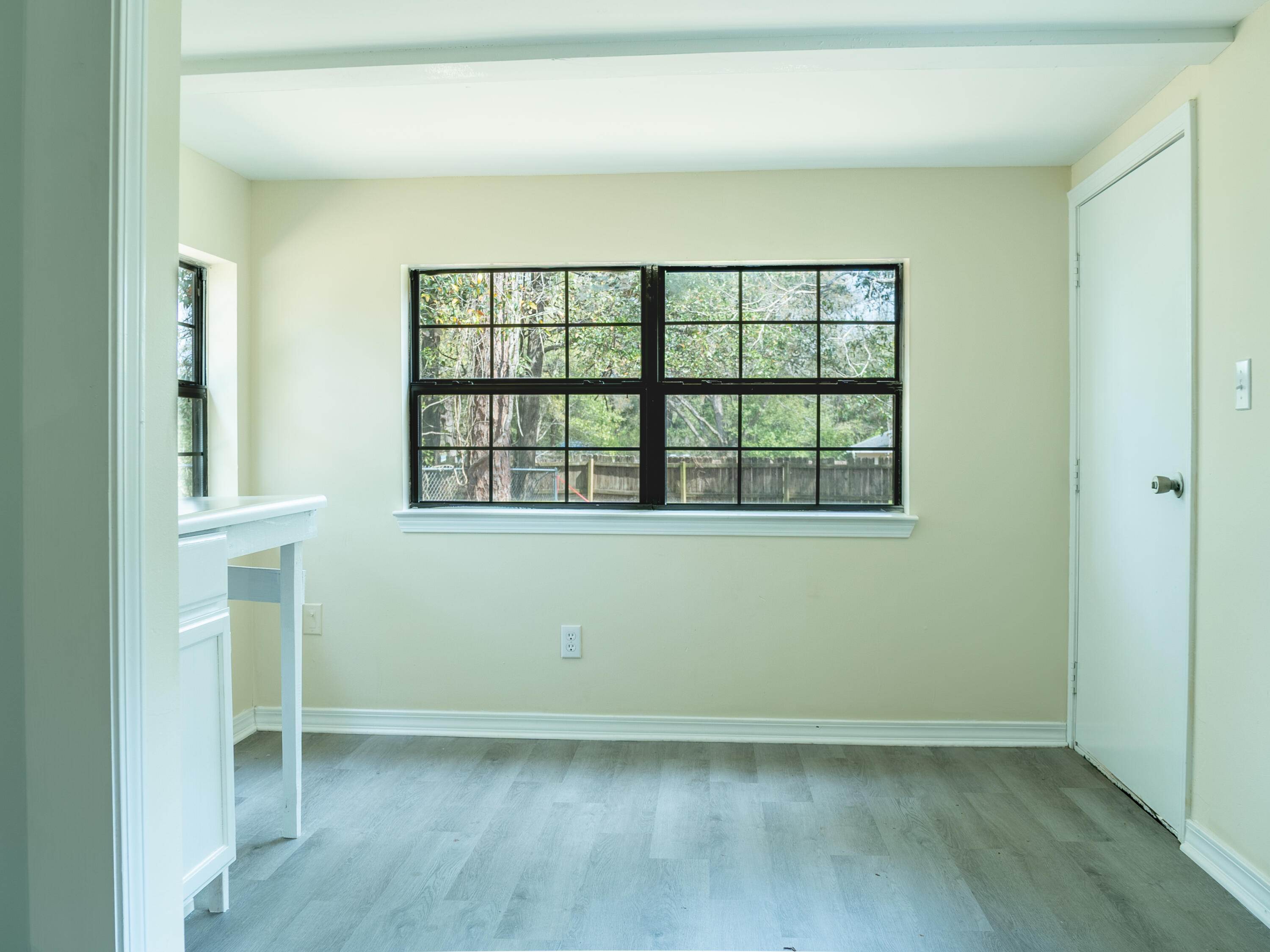 CRESTVIEW - Residential