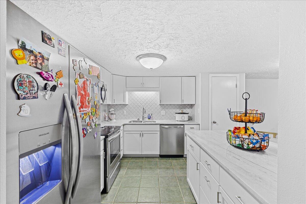 FOREST OAKS PH 3 - Residential