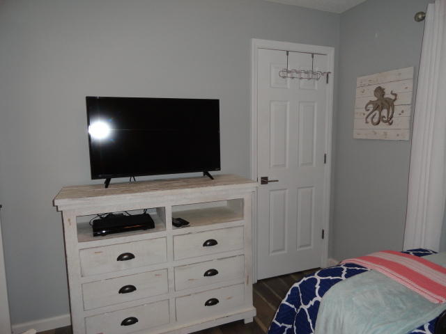 ROLLIN TIDE VILLAS - Residential