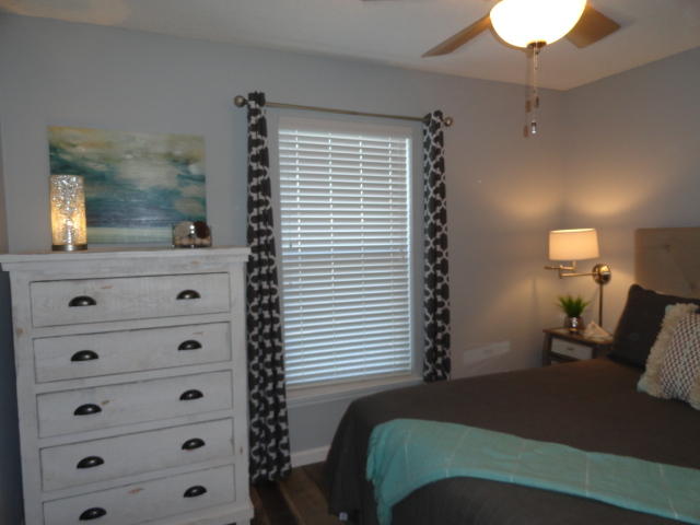 ROLLIN TIDE VILLAS - Residential