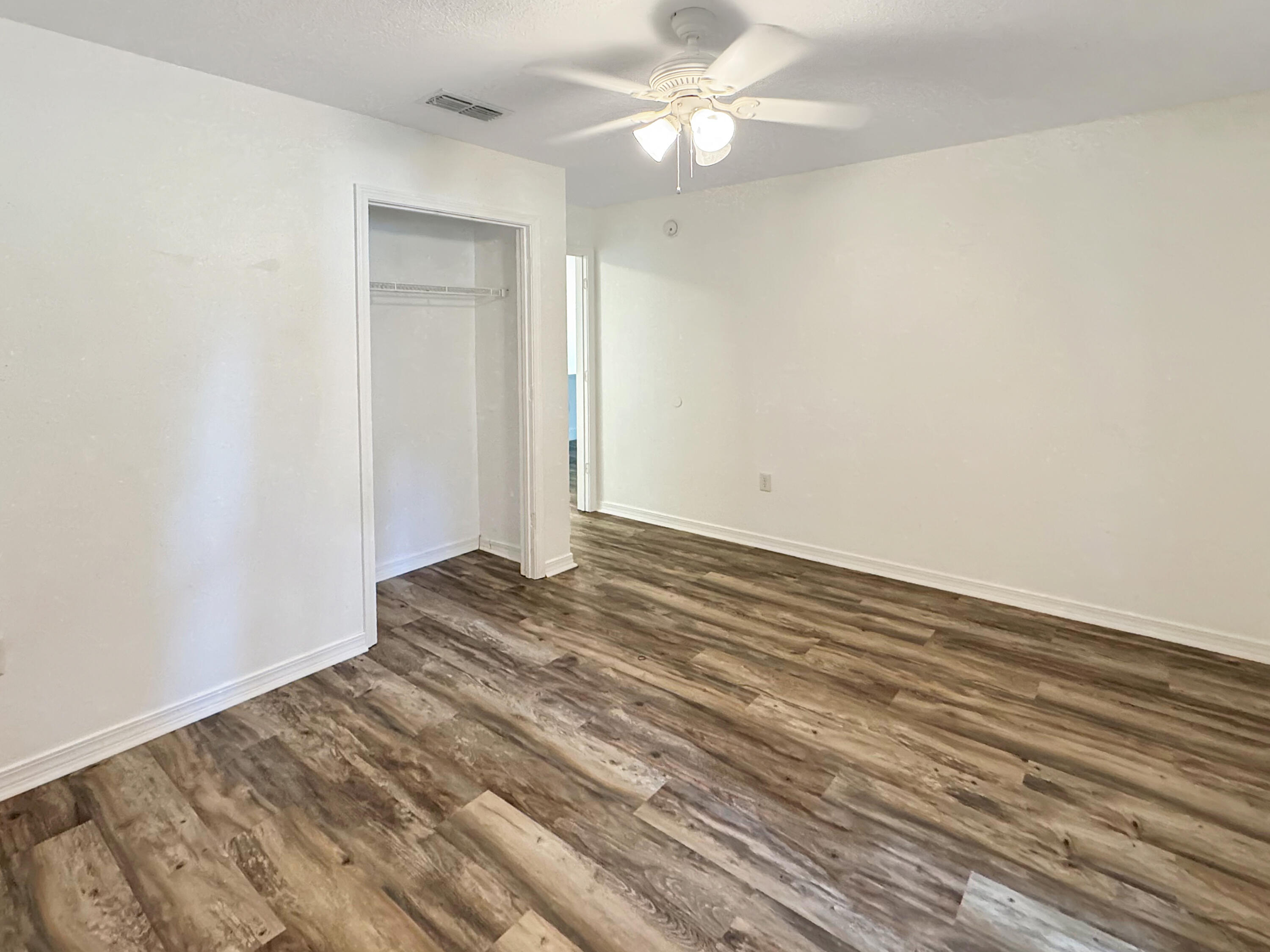 RIDGE CREST PH I - Residential