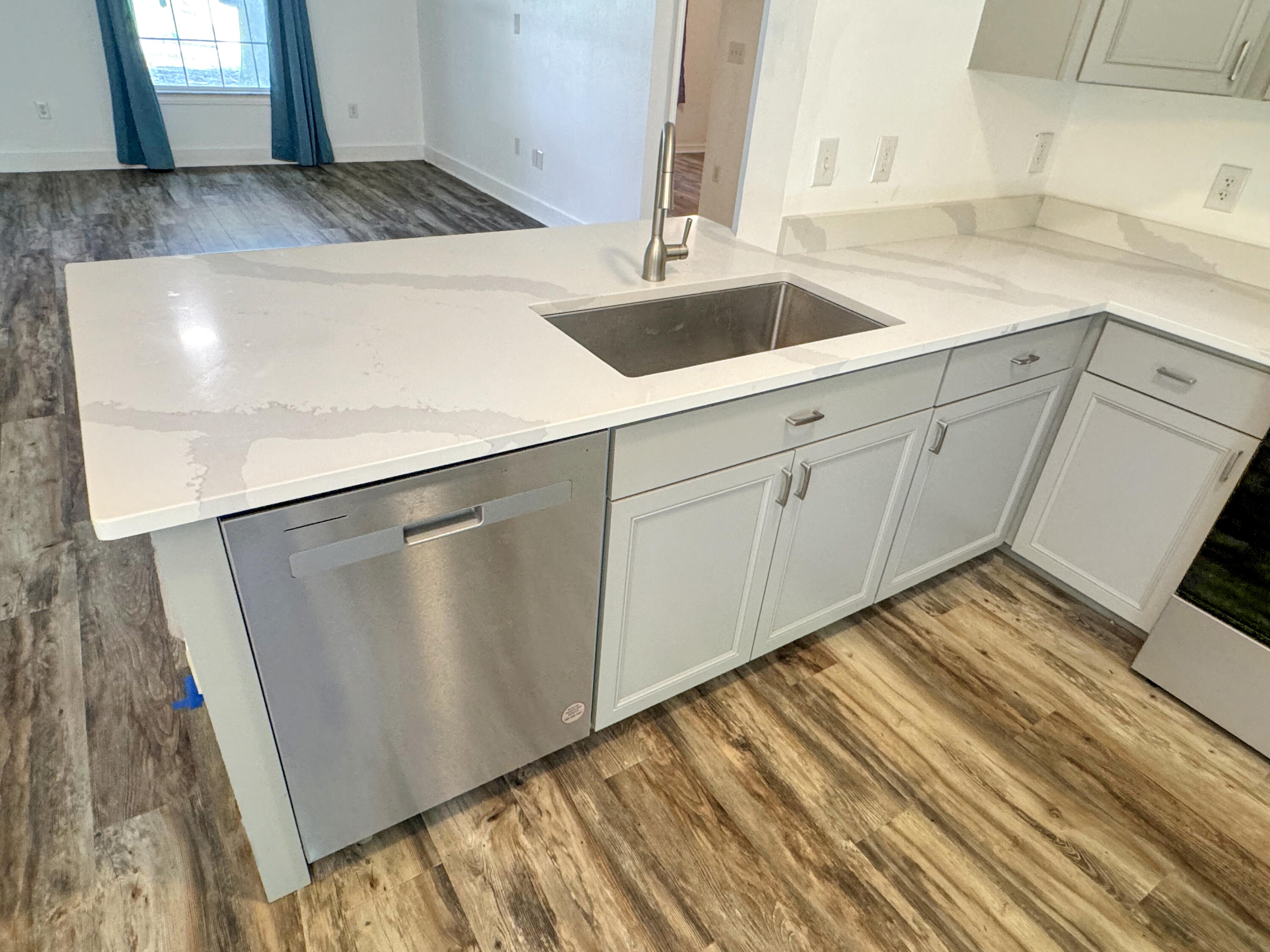 RIDGE CREST PH I - Residential