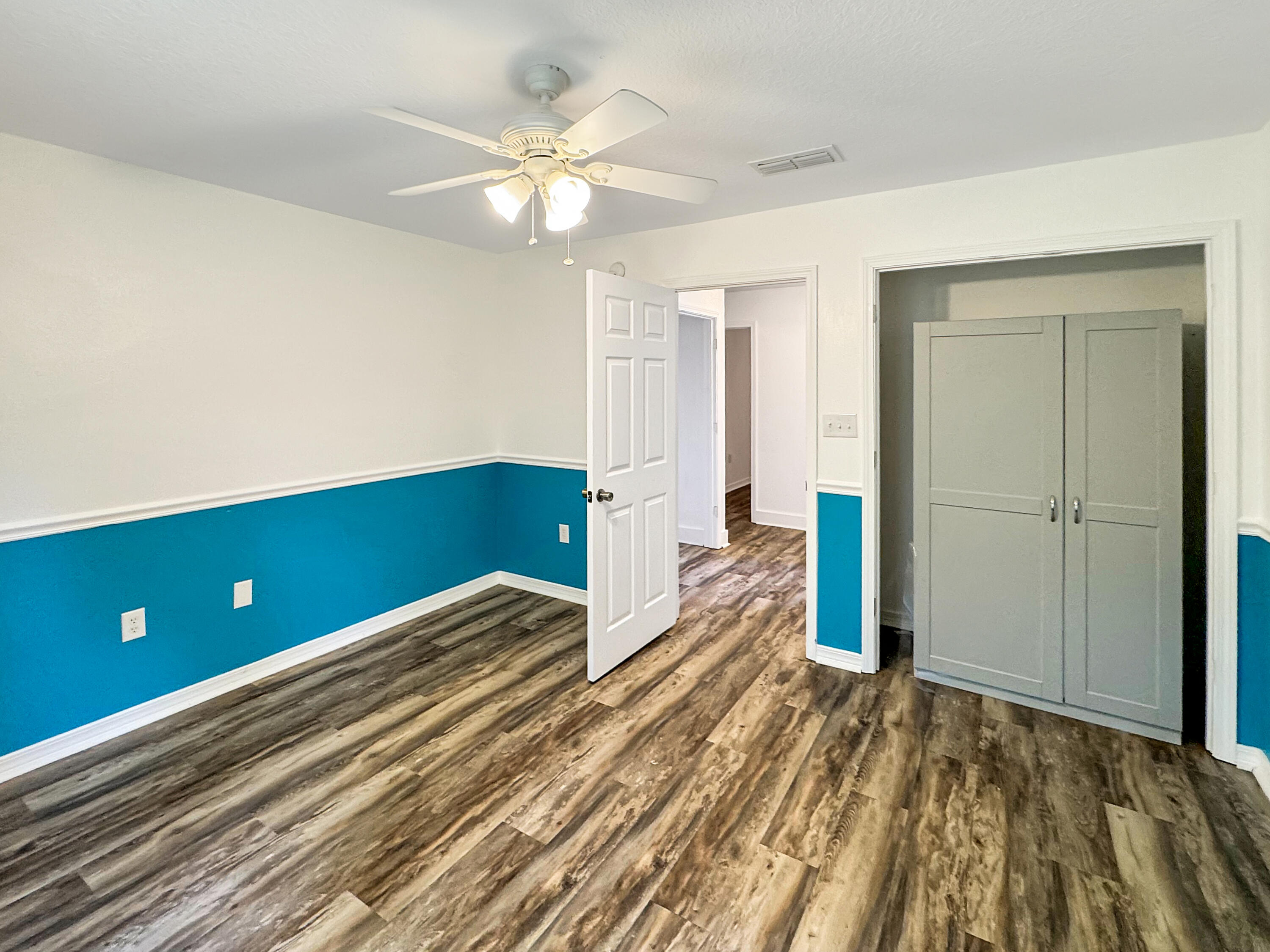 RIDGE CREST PH I - Residential