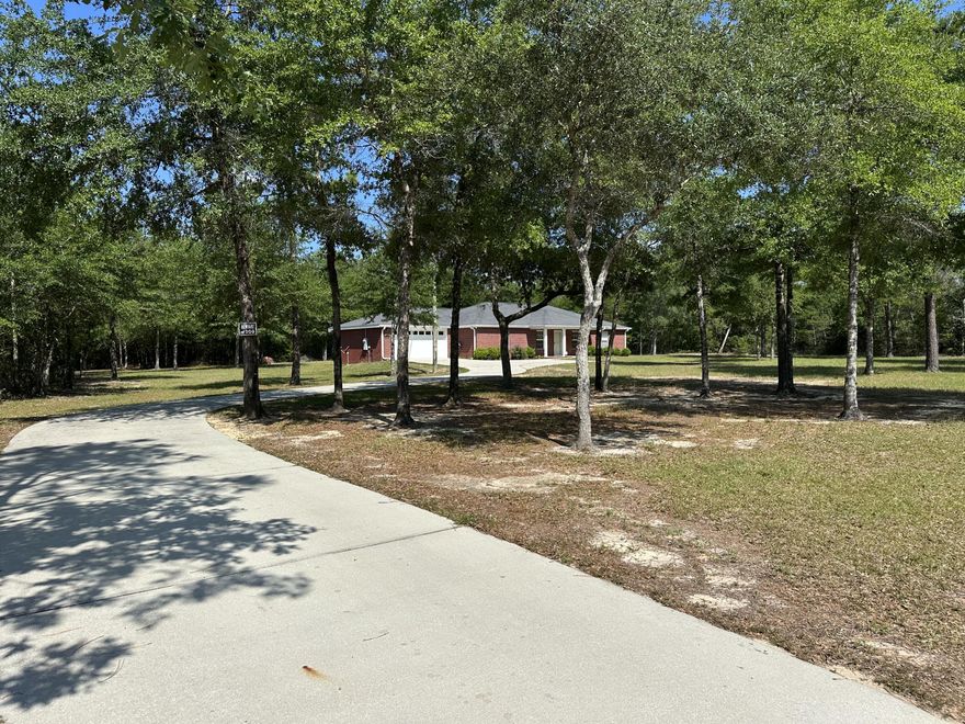 Ready for your perfect family home on 5+/- Acres of level land, Where peace and quiet surrounds! Just Bask in  the benefit of having NO HOA restrictions! County Zoned as agricultural so bring your horses, cows chickens and barns! Paved road frontage and easy access to Hwy 90, Hwy 393, Hwy 85 , Hwy 2 and I-10.  This property gives so many options to spend your free time. Close to Okaloosa Industrial Park, Shoal River ranch, or grab your swim suits and take a short drive to the beach.
This Gorgeous 3 bedroom 2 bathroom red brick home has so much to offer. Come see for yourself!