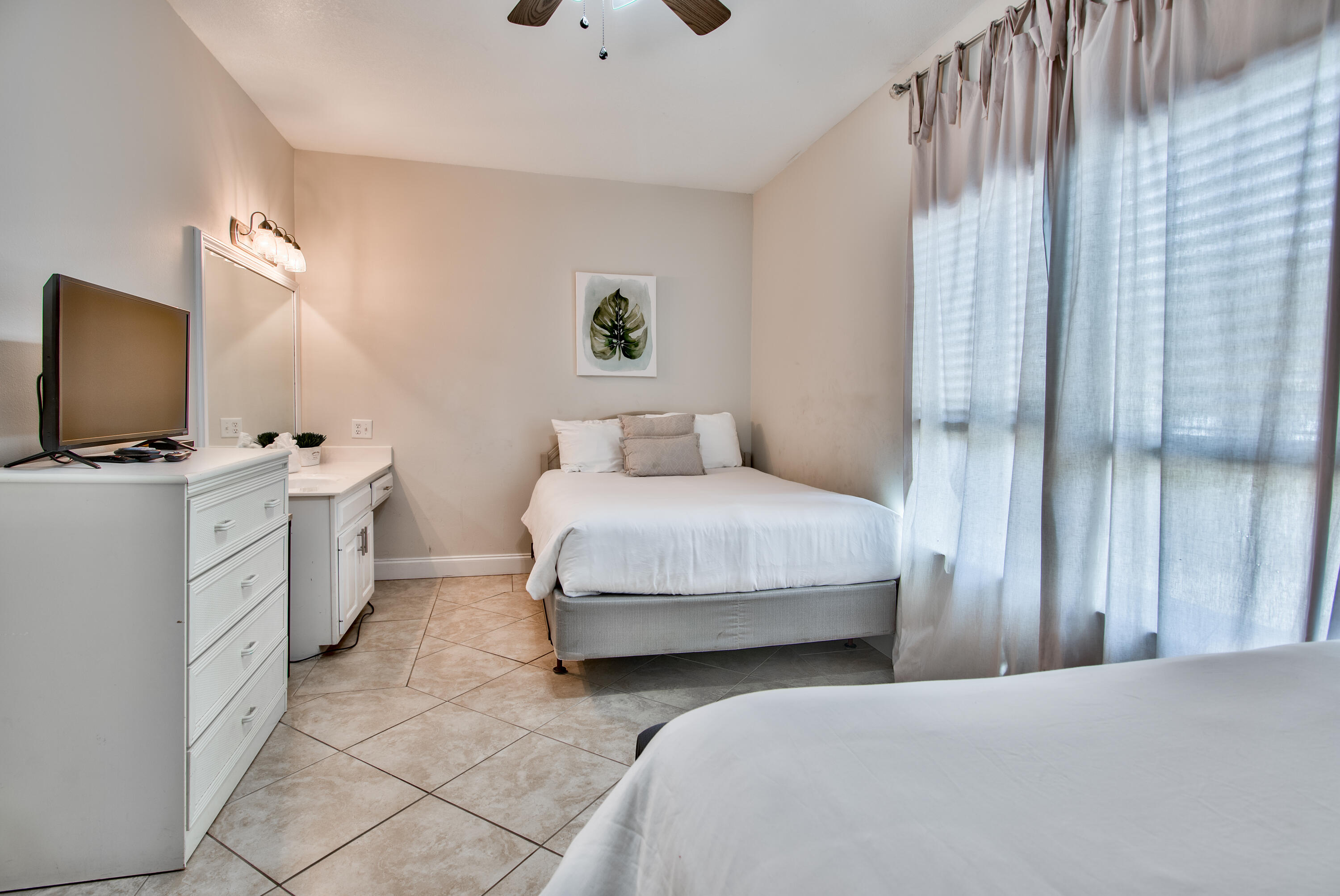 PORT OF CALL - Residential