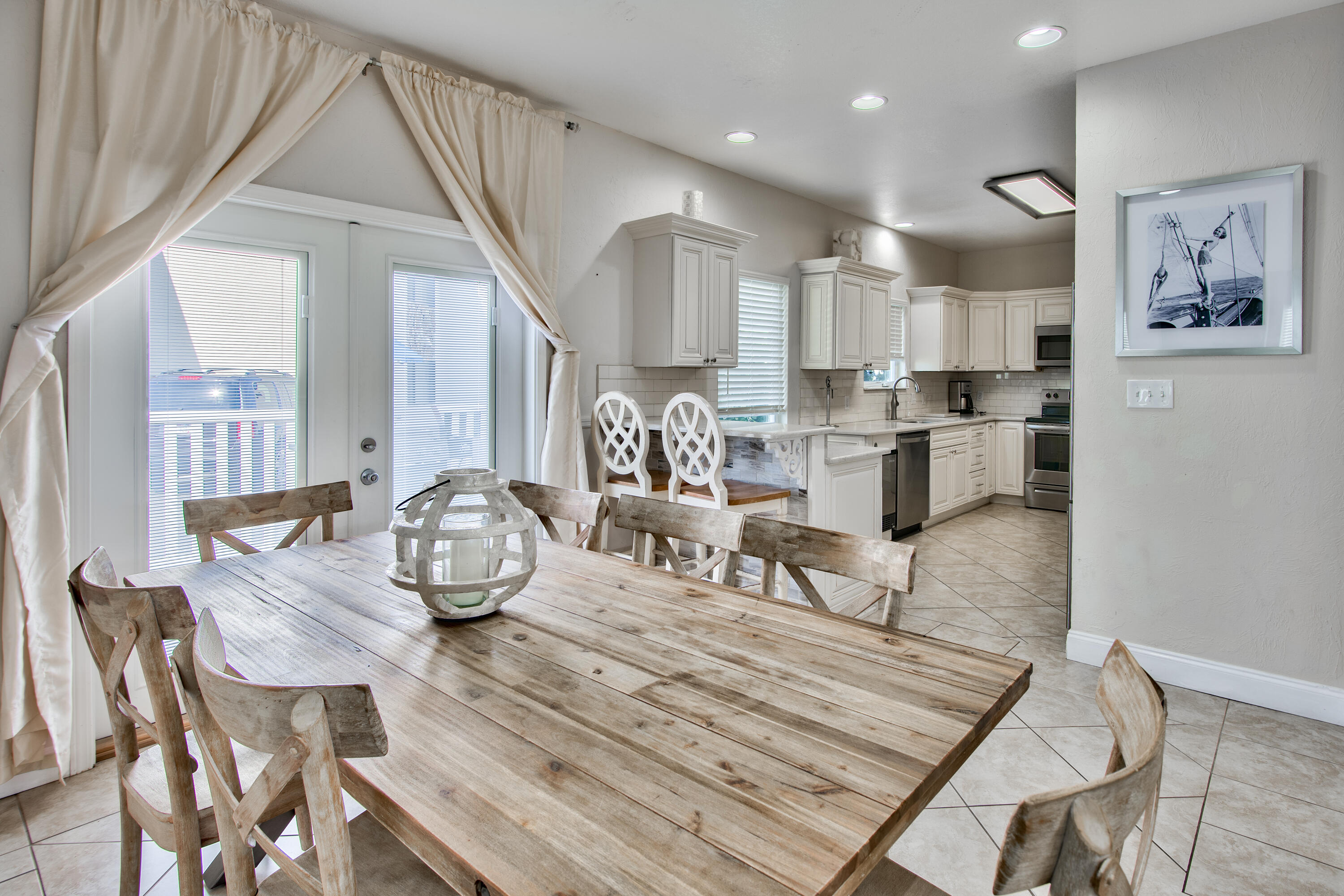 PORT OF CALL - Residential
