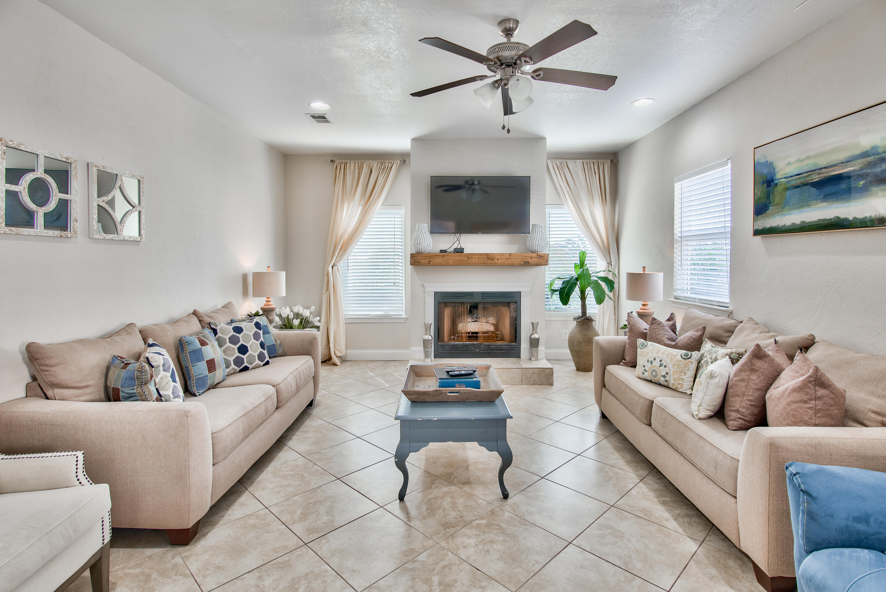 PORT OF CALL - Residential