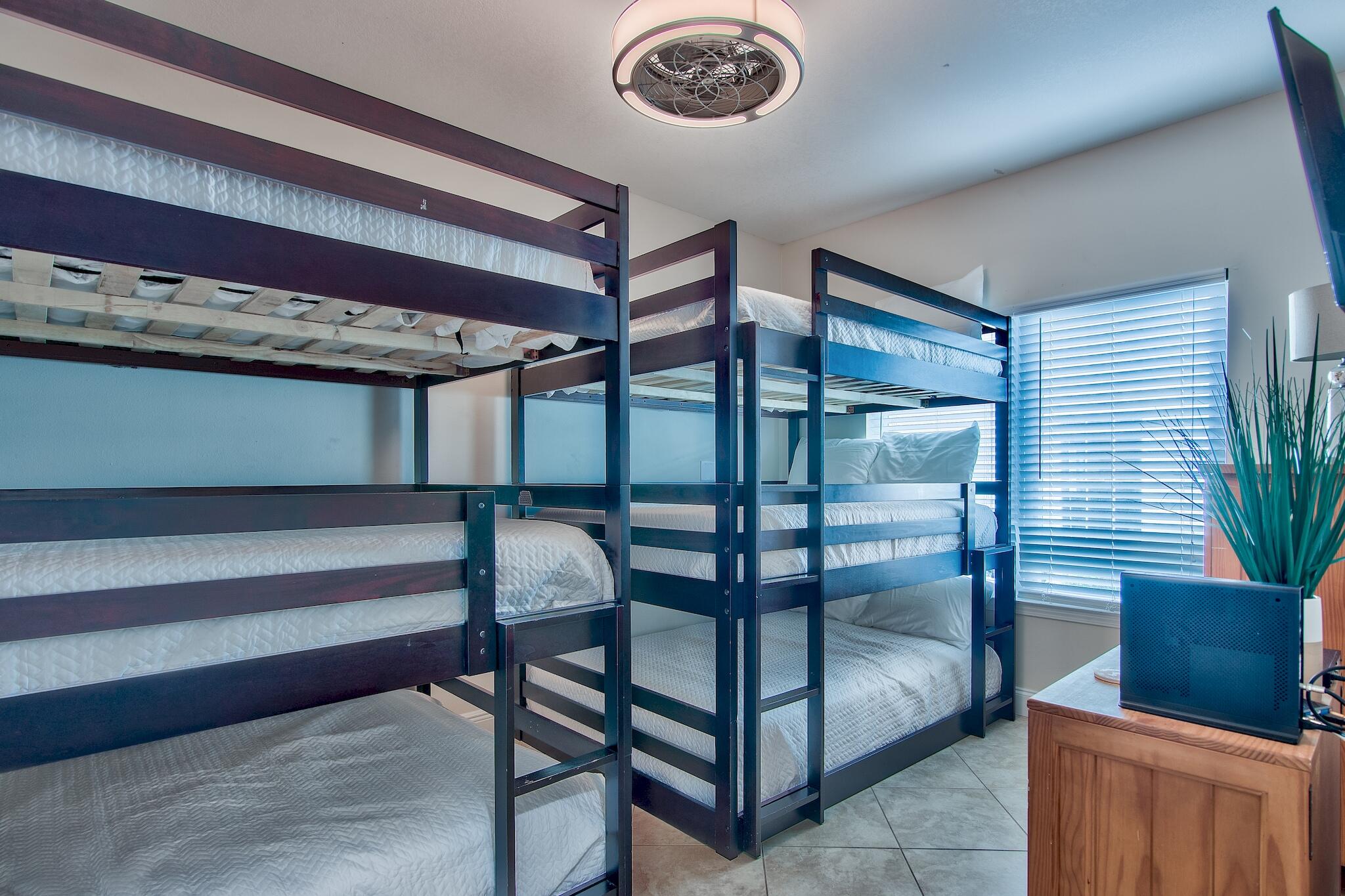 PORT OF CALL - Residential