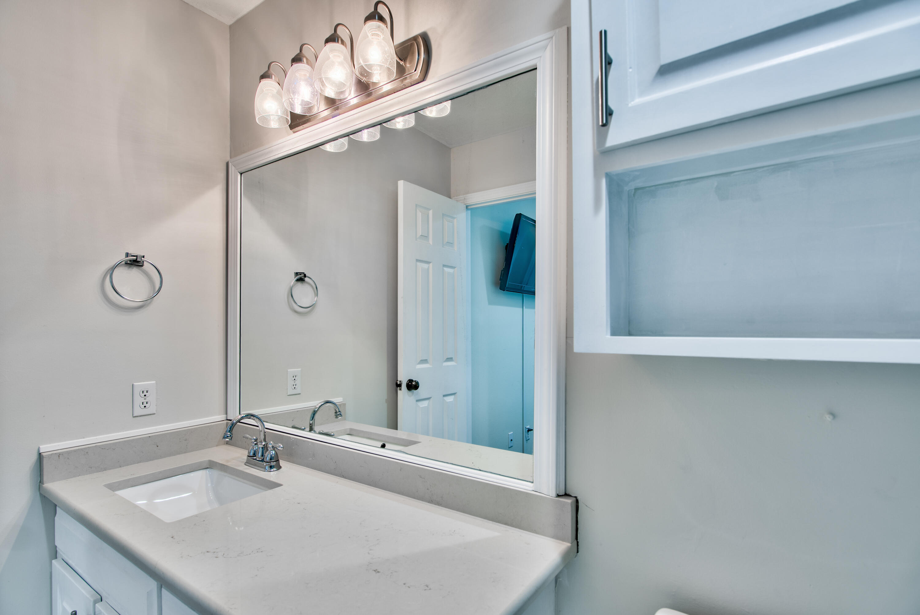 PORT OF CALL - Residential