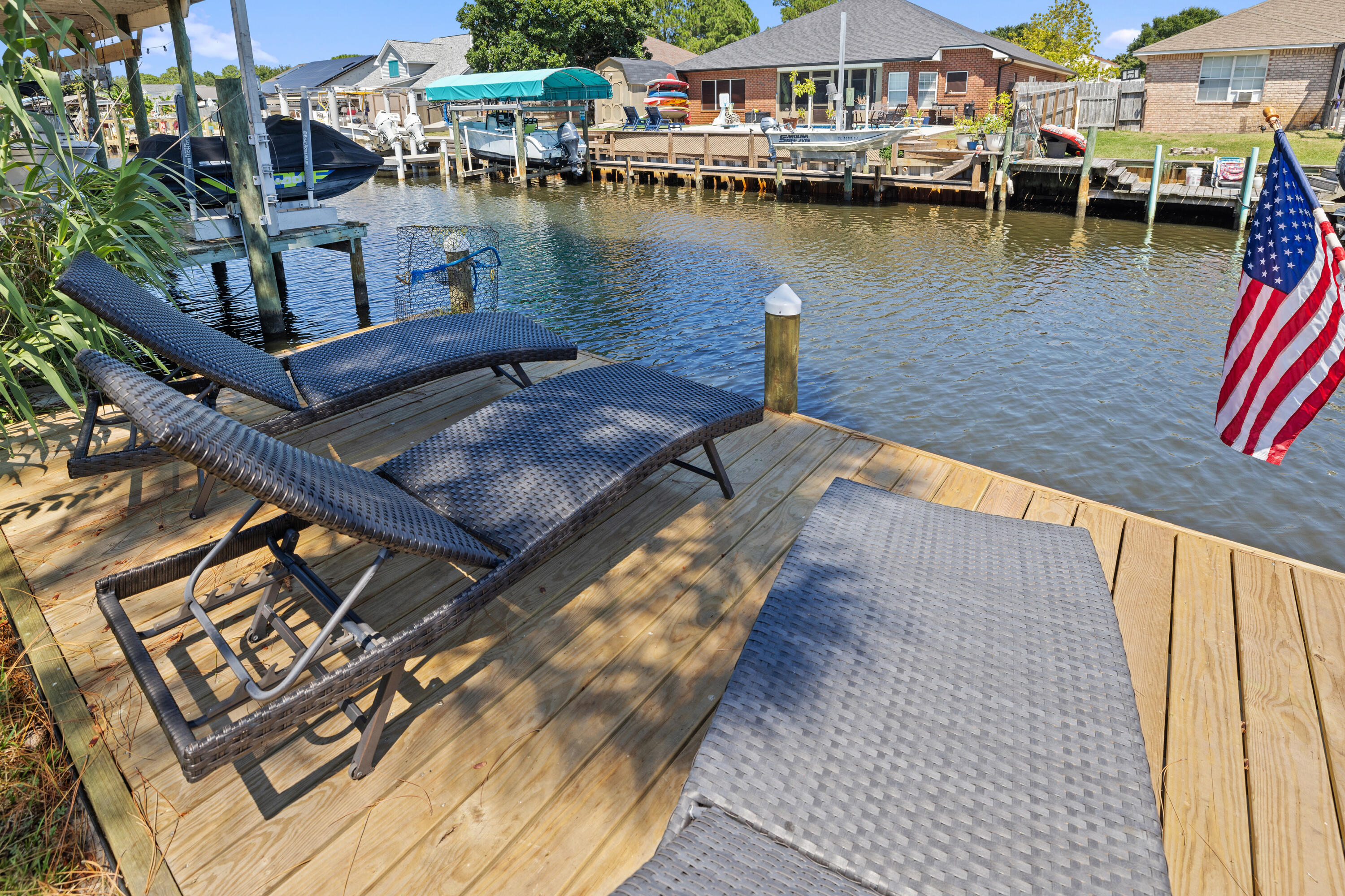 POLYNESIAN ISLANDS - Residential