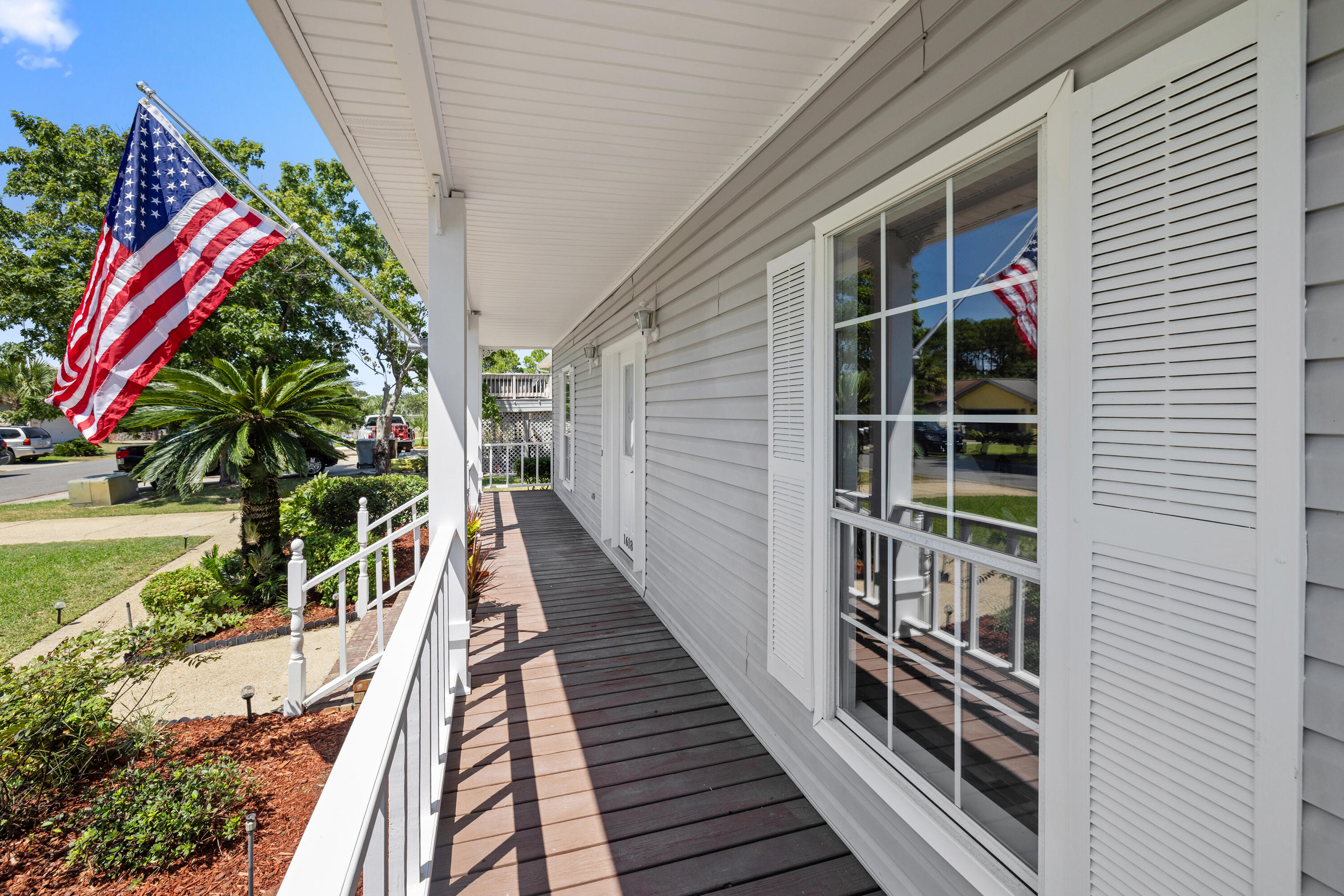 POLYNESIAN ISLANDS - Residential