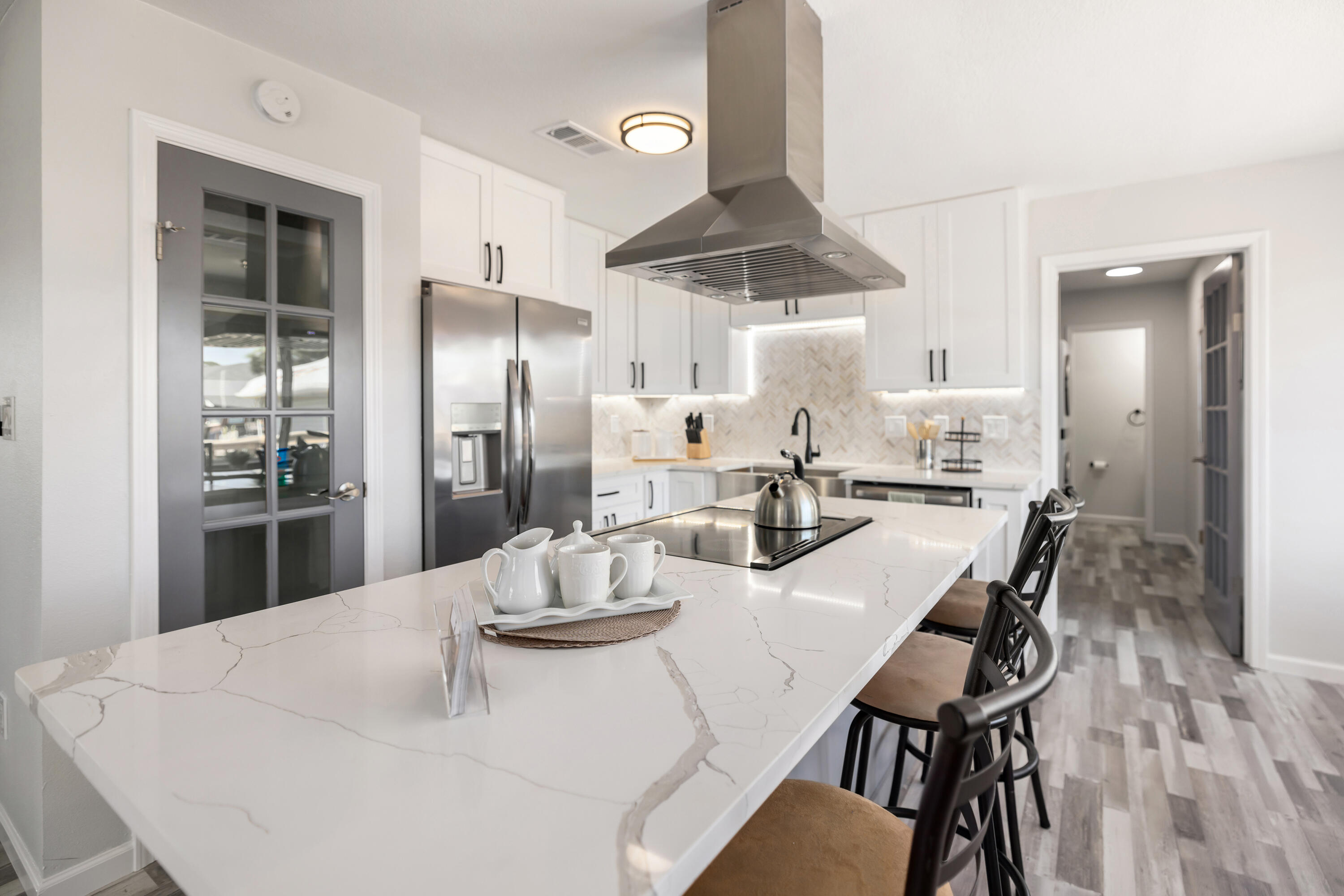 POLYNESIAN ISLANDS - Residential