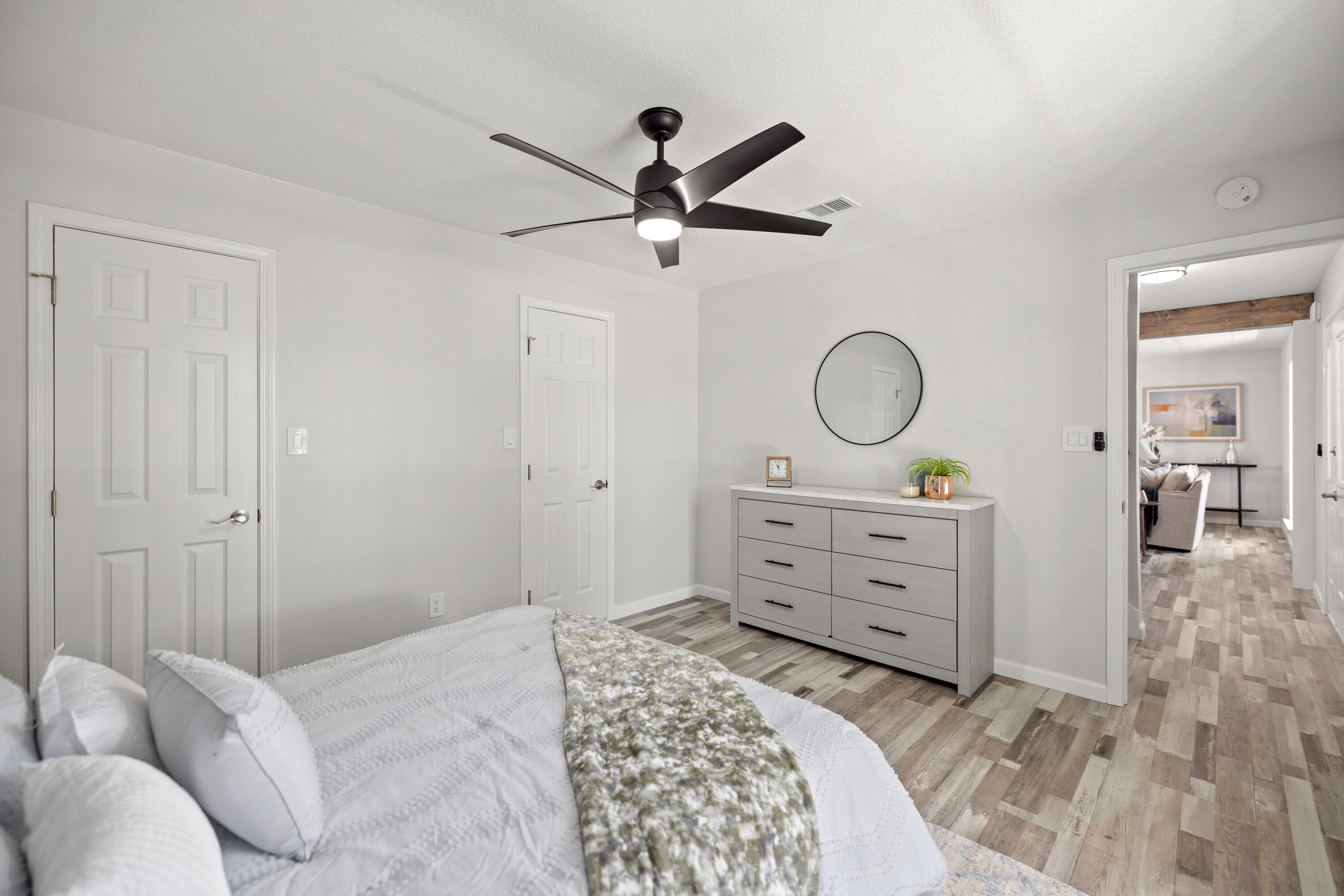 POLYNESIAN ISLANDS - Residential