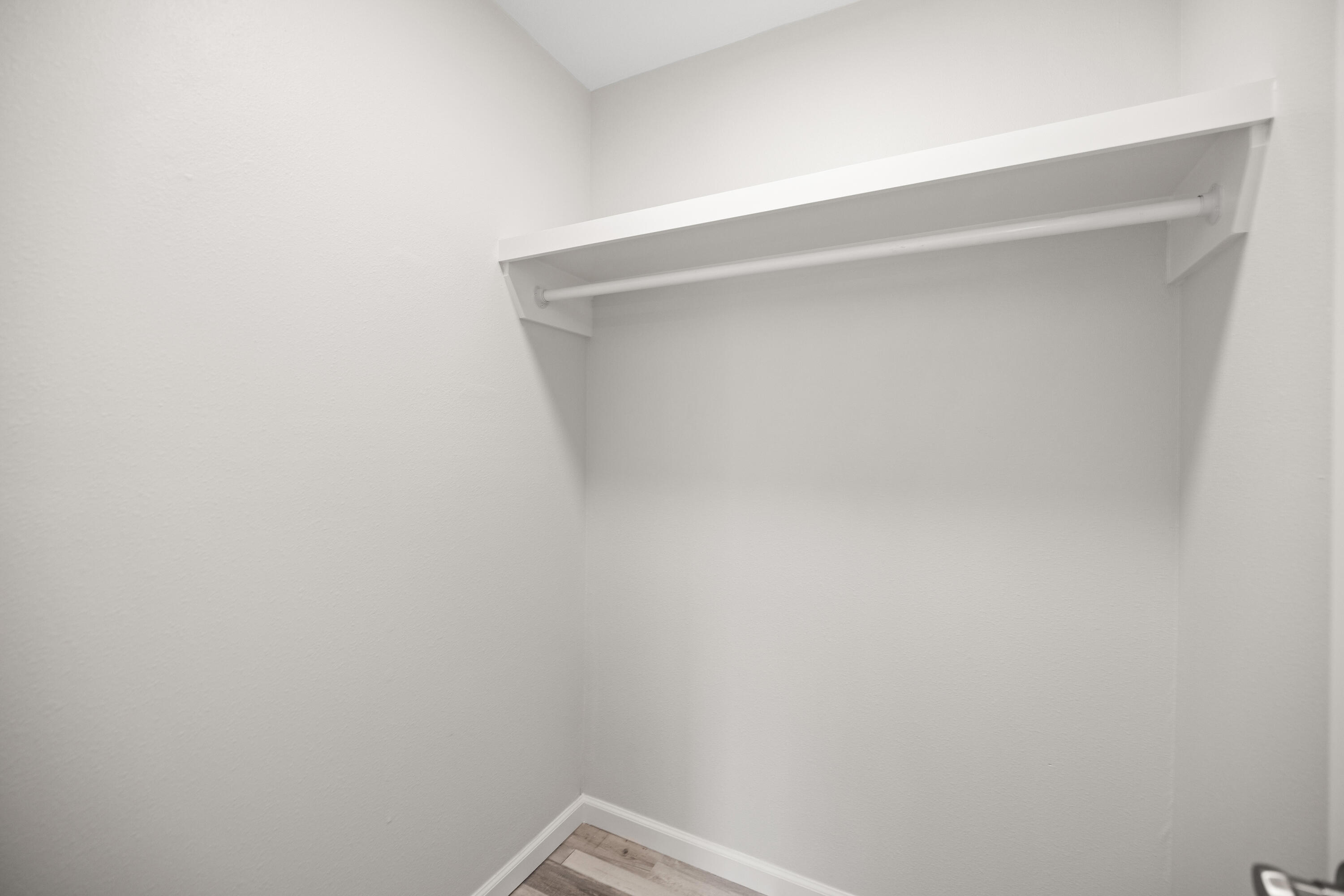 POLYNESIAN ISLANDS - Residential