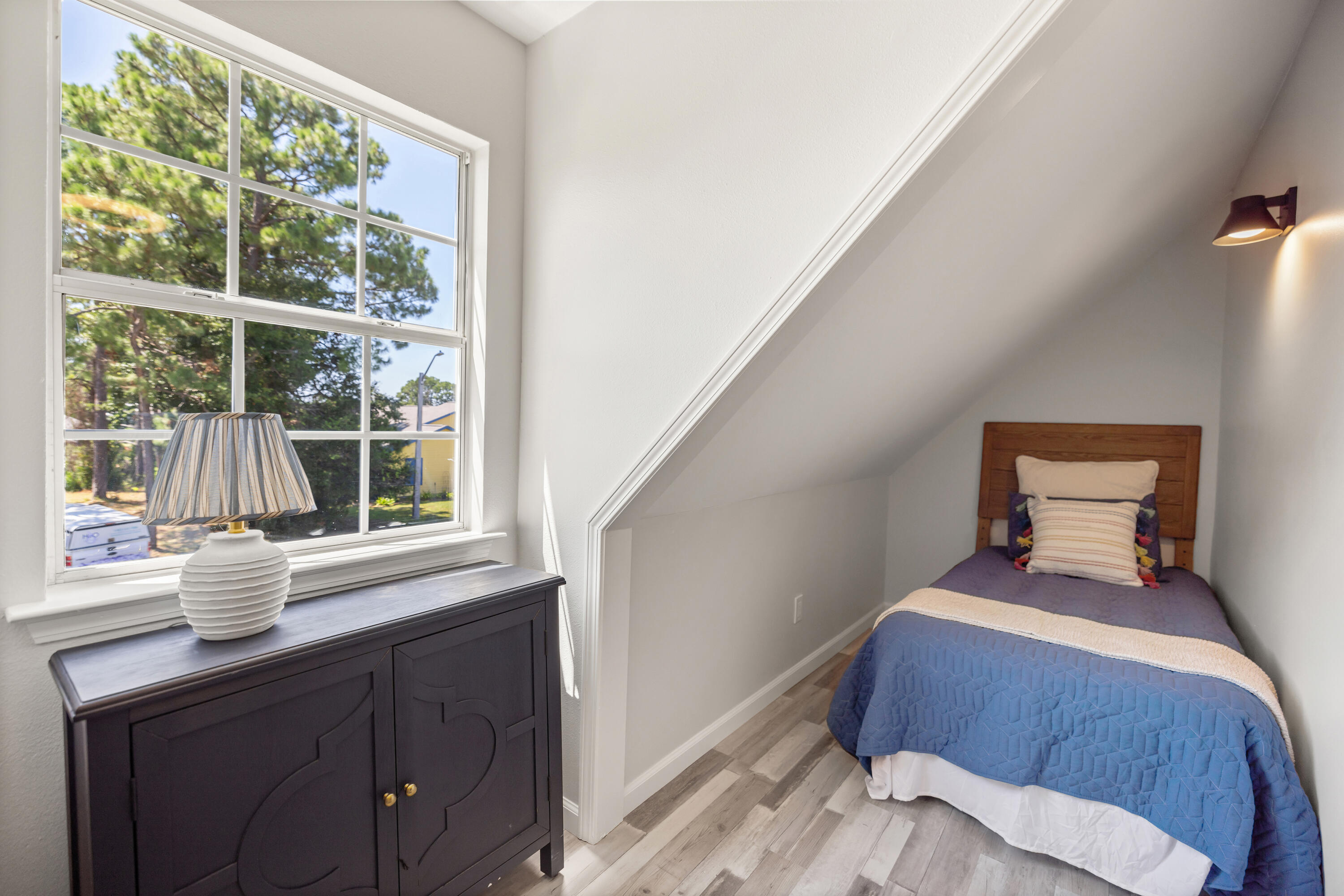 POLYNESIAN ISLANDS - Residential