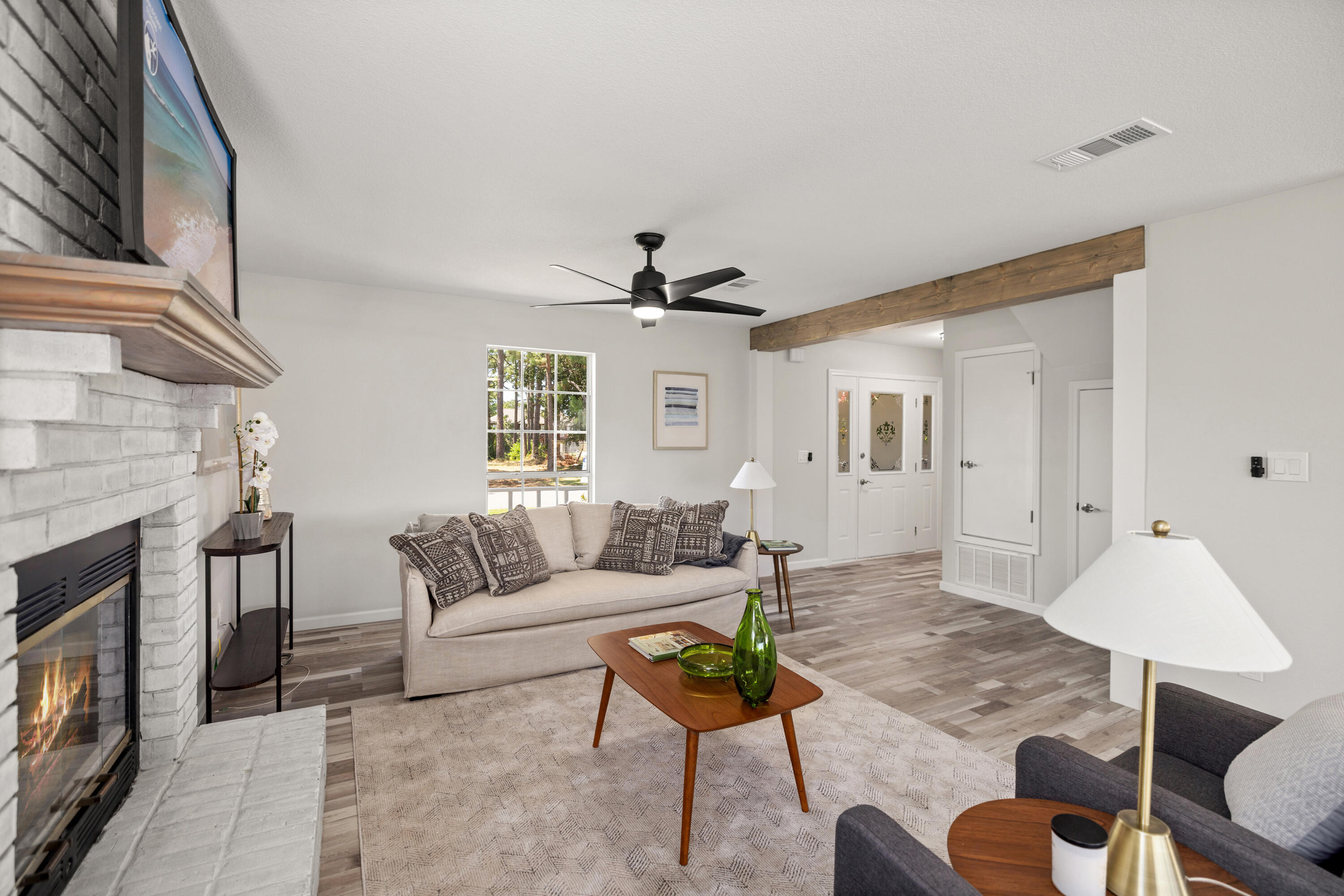 POLYNESIAN ISLANDS - Residential