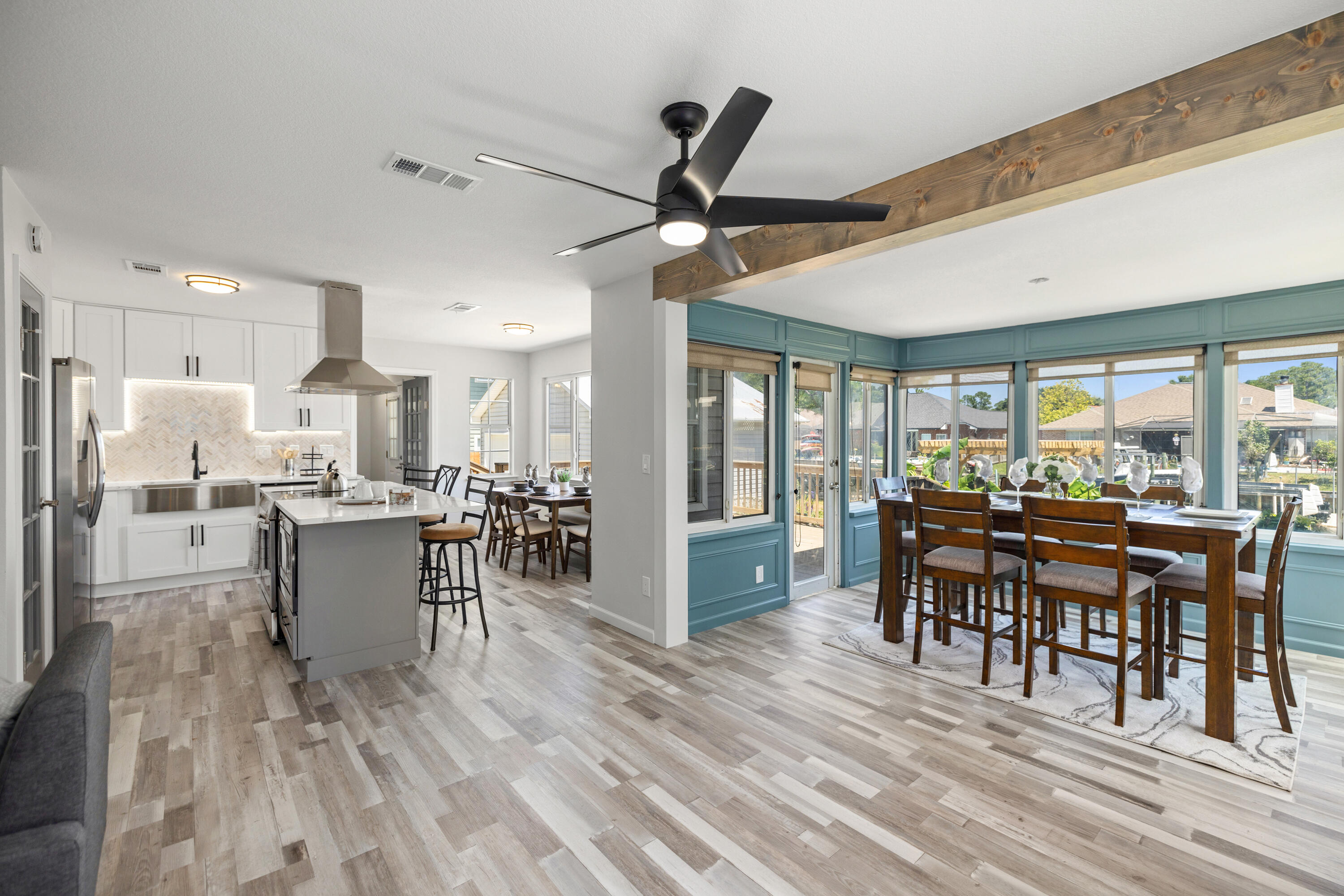 POLYNESIAN ISLANDS - Residential