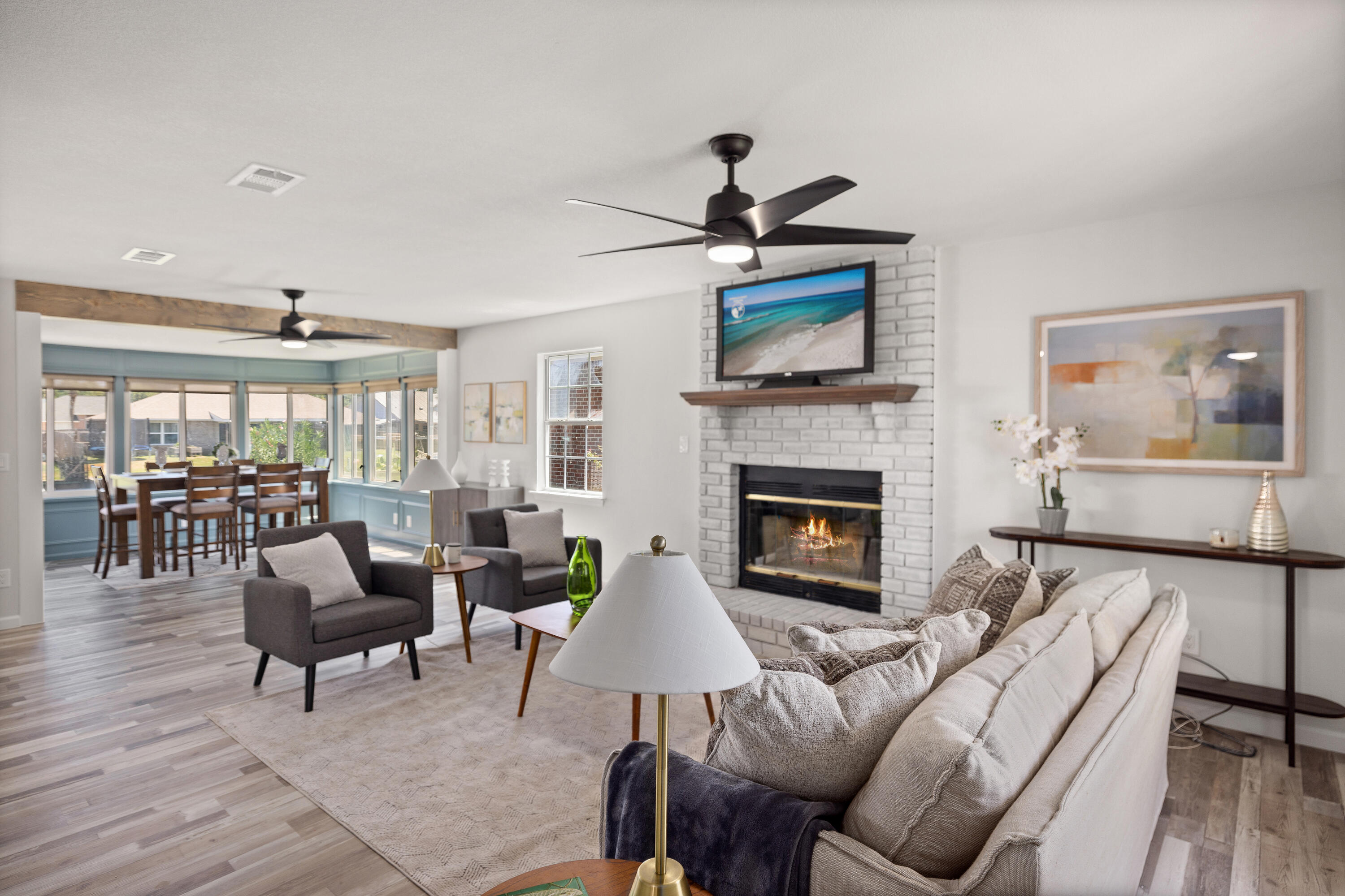 POLYNESIAN ISLANDS - Residential