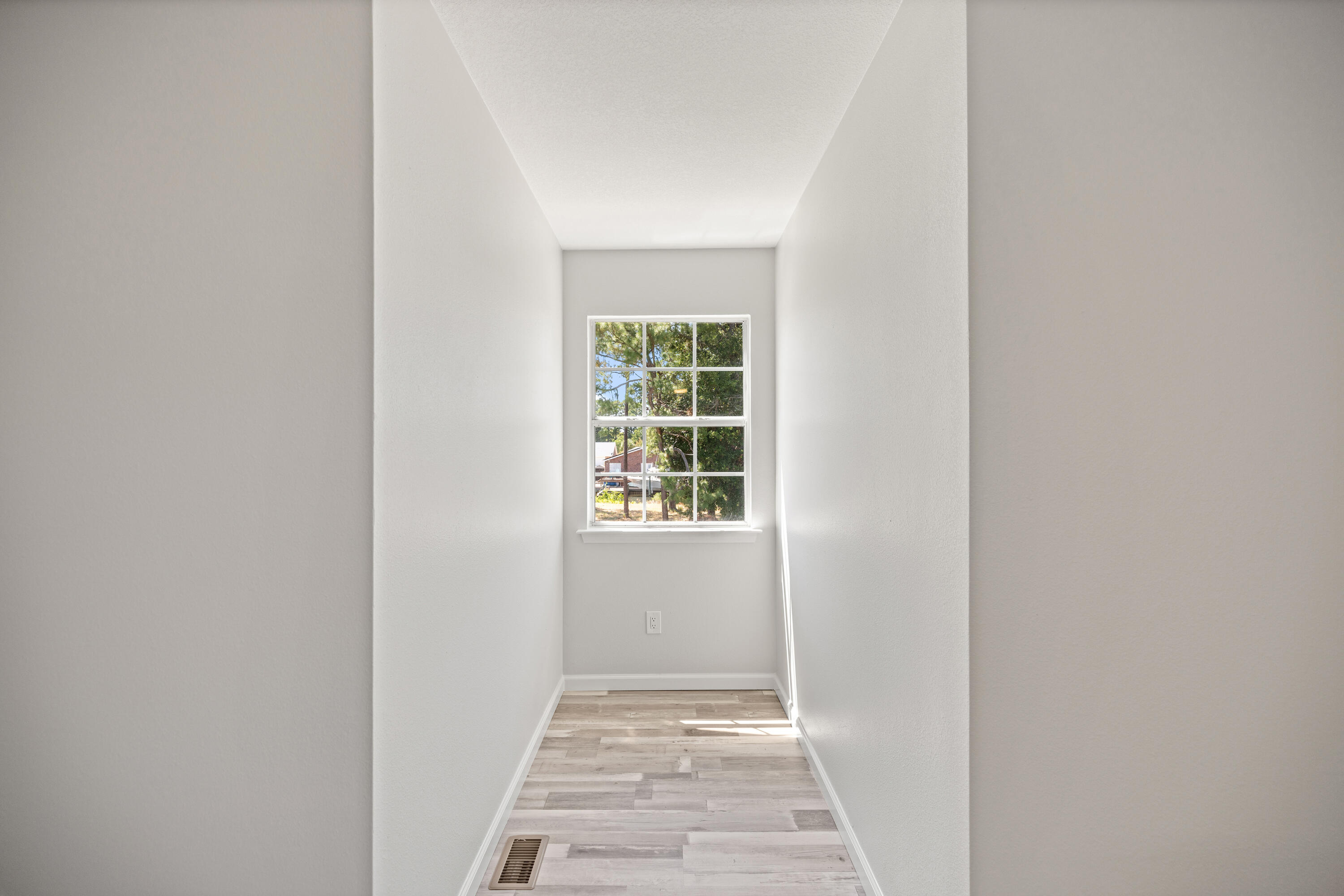 POLYNESIAN ISLANDS - Residential