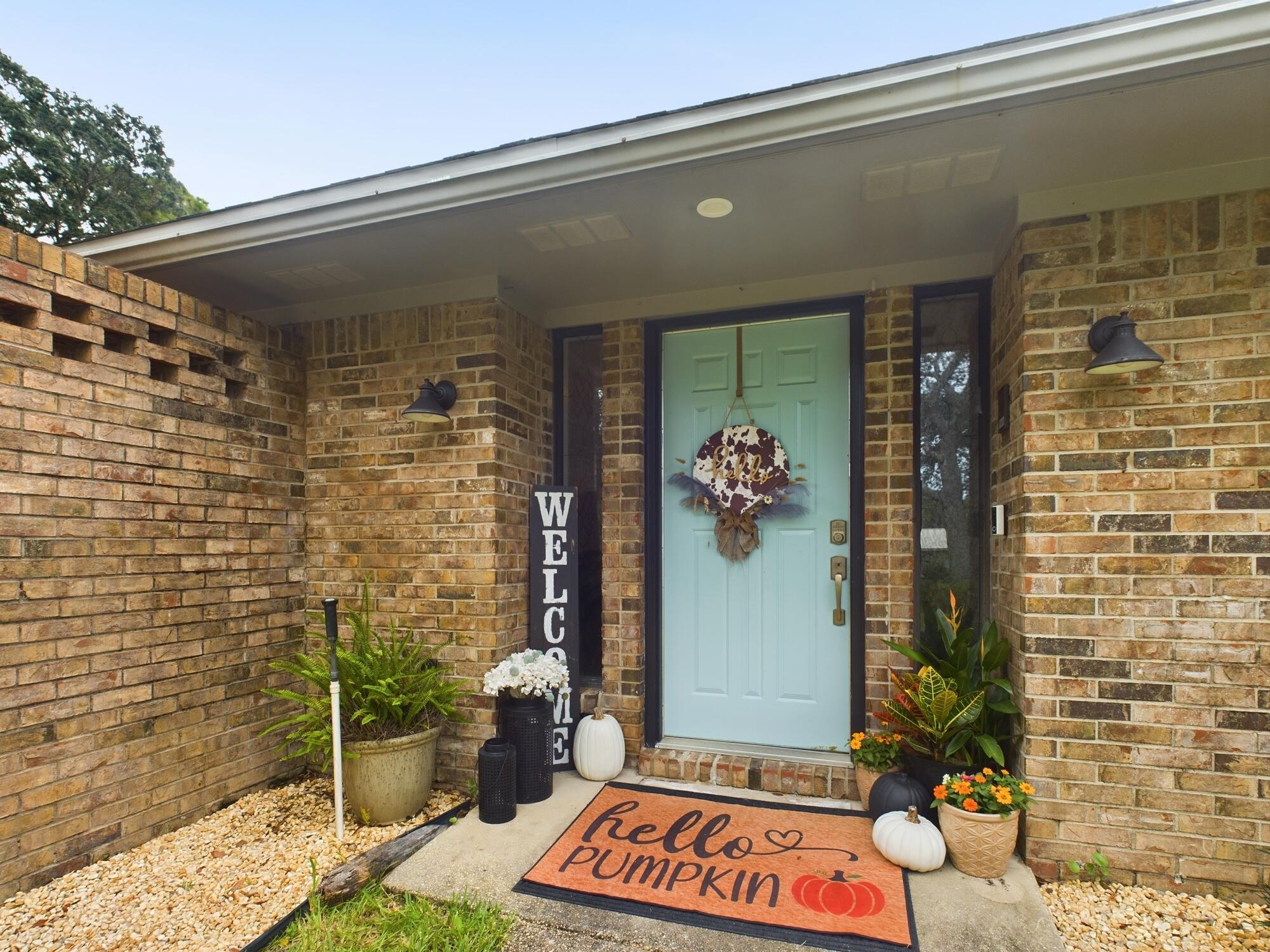 LAKE LORRAINE ESTATES - Residential