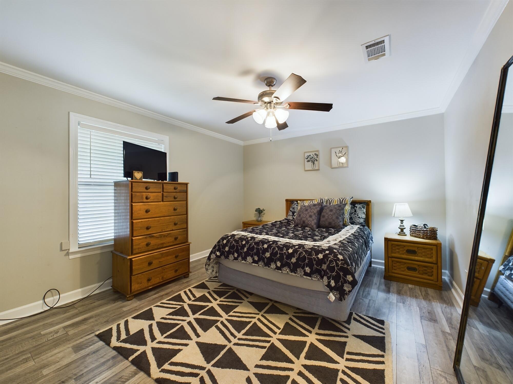 LAKE LORRAINE ESTATES - Residential