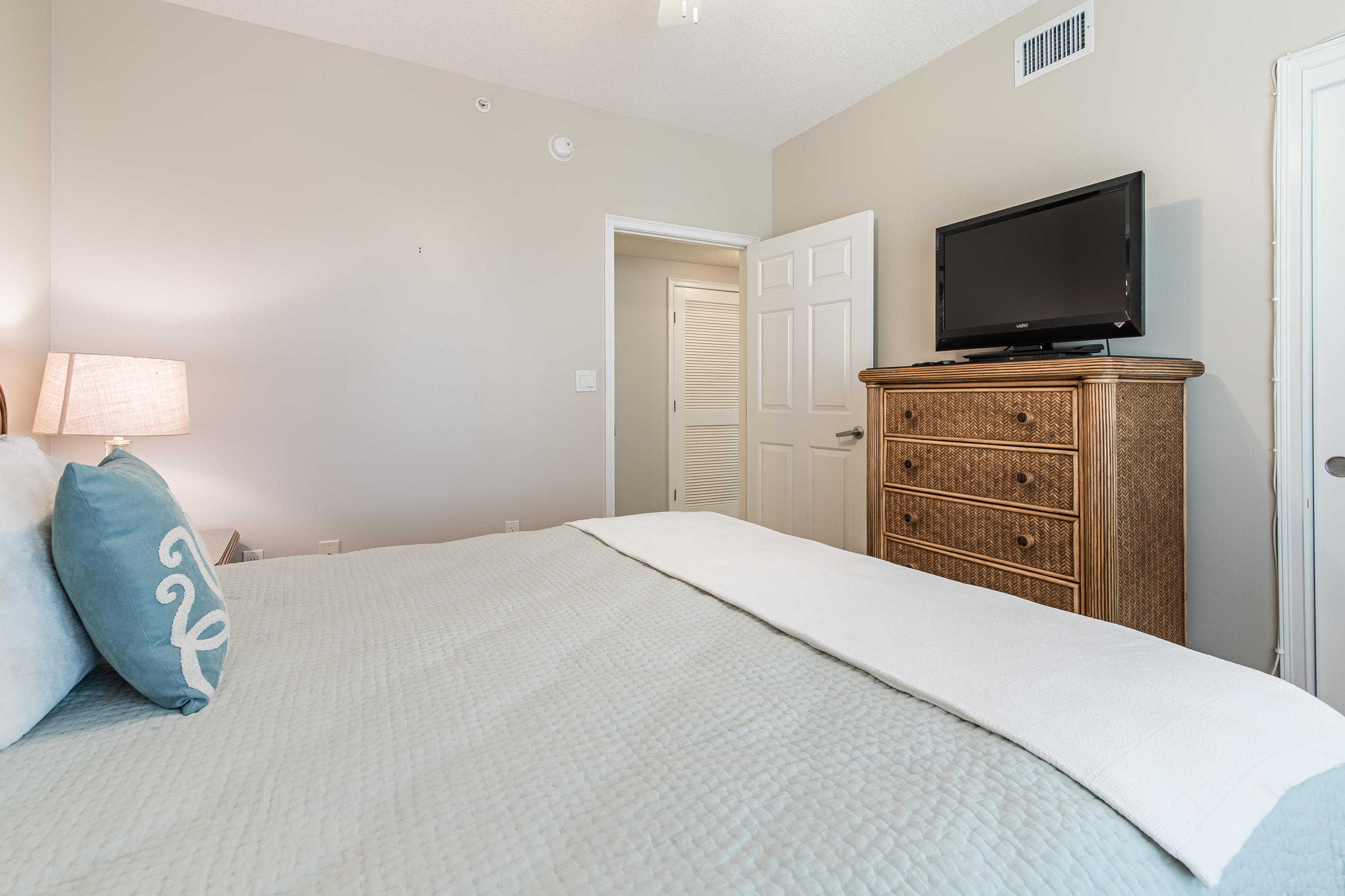 WATERS EDGE - Residential