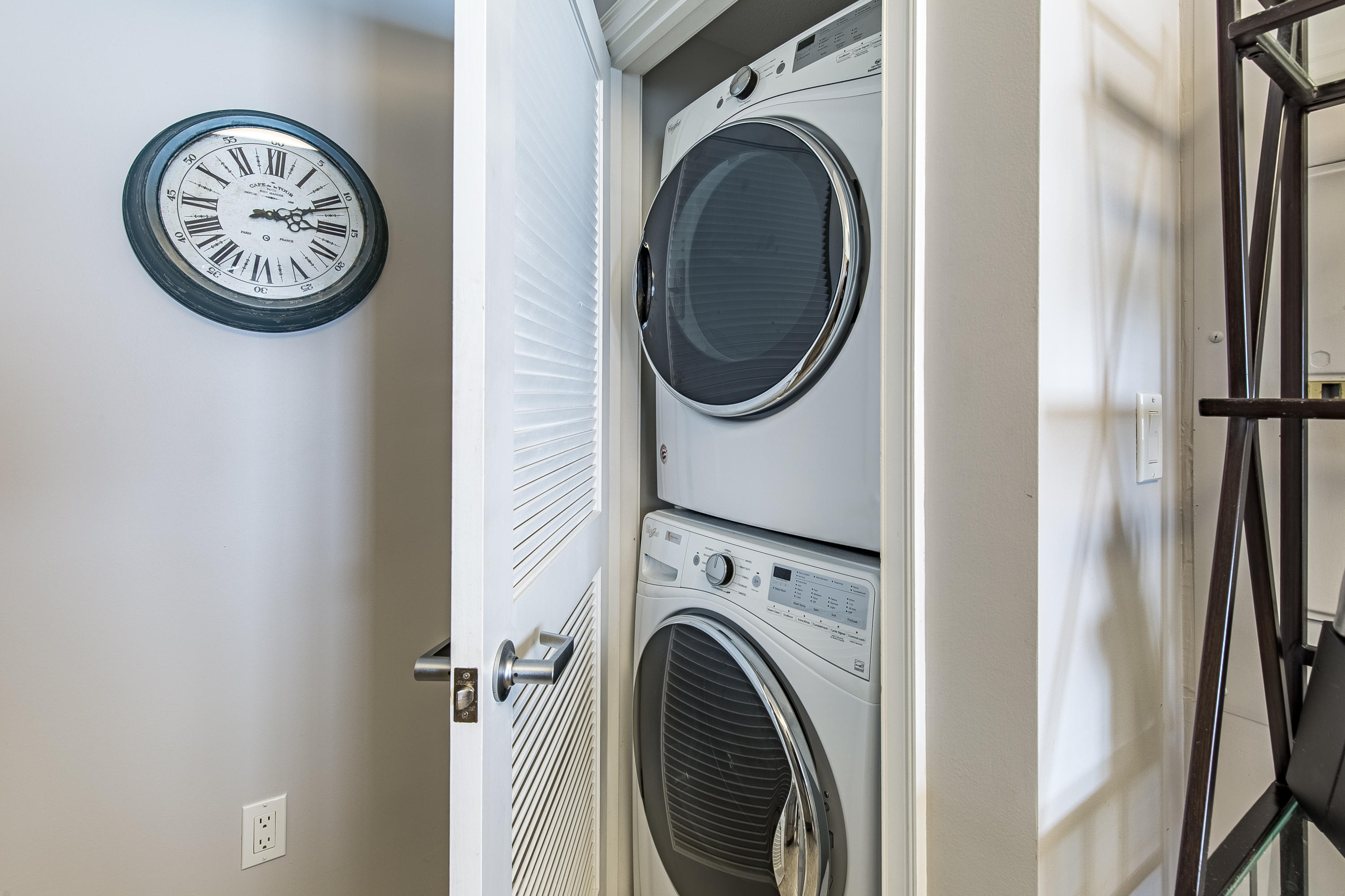 WATERS EDGE - Residential