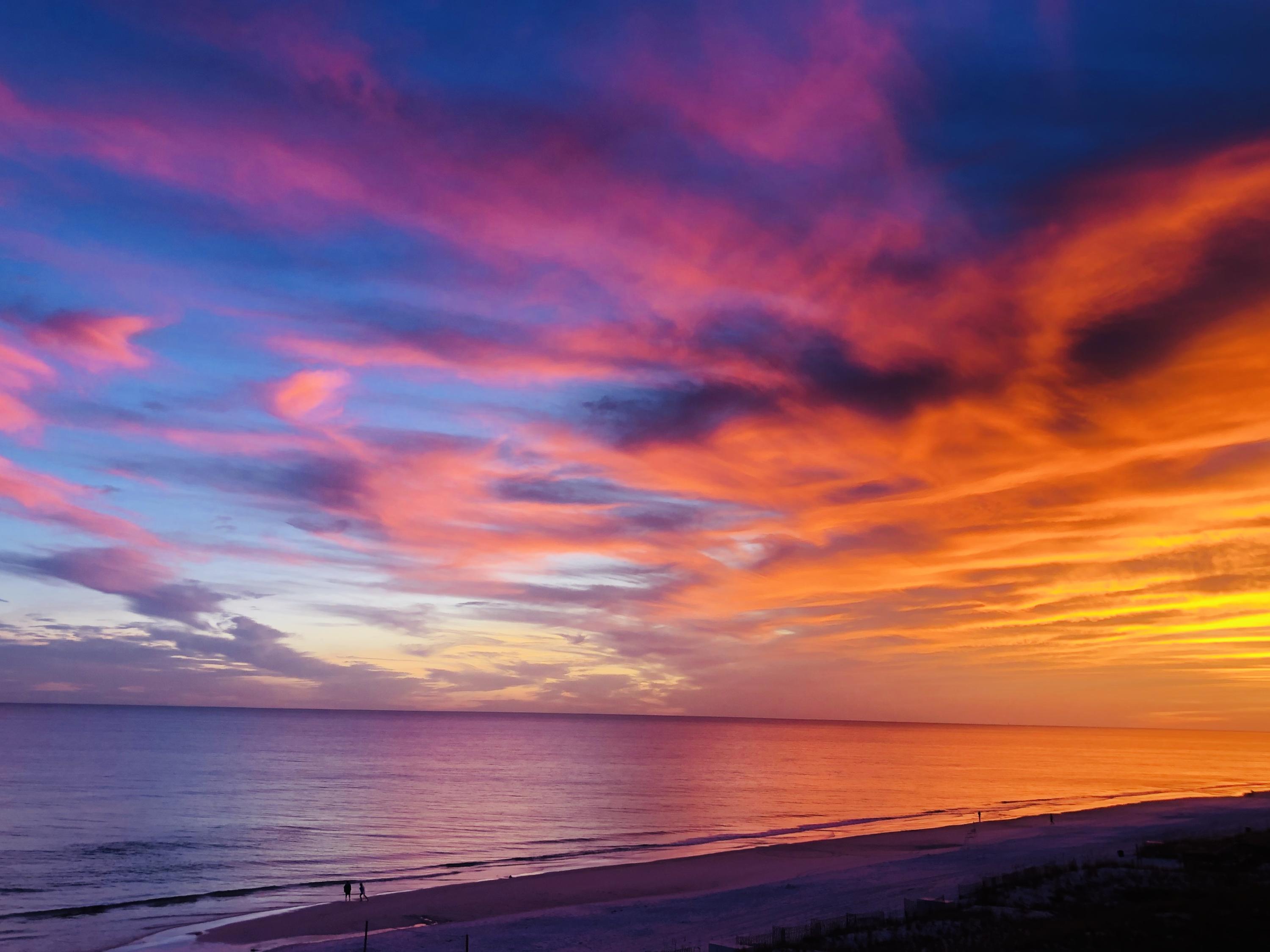 WATERS EDGE - Residential