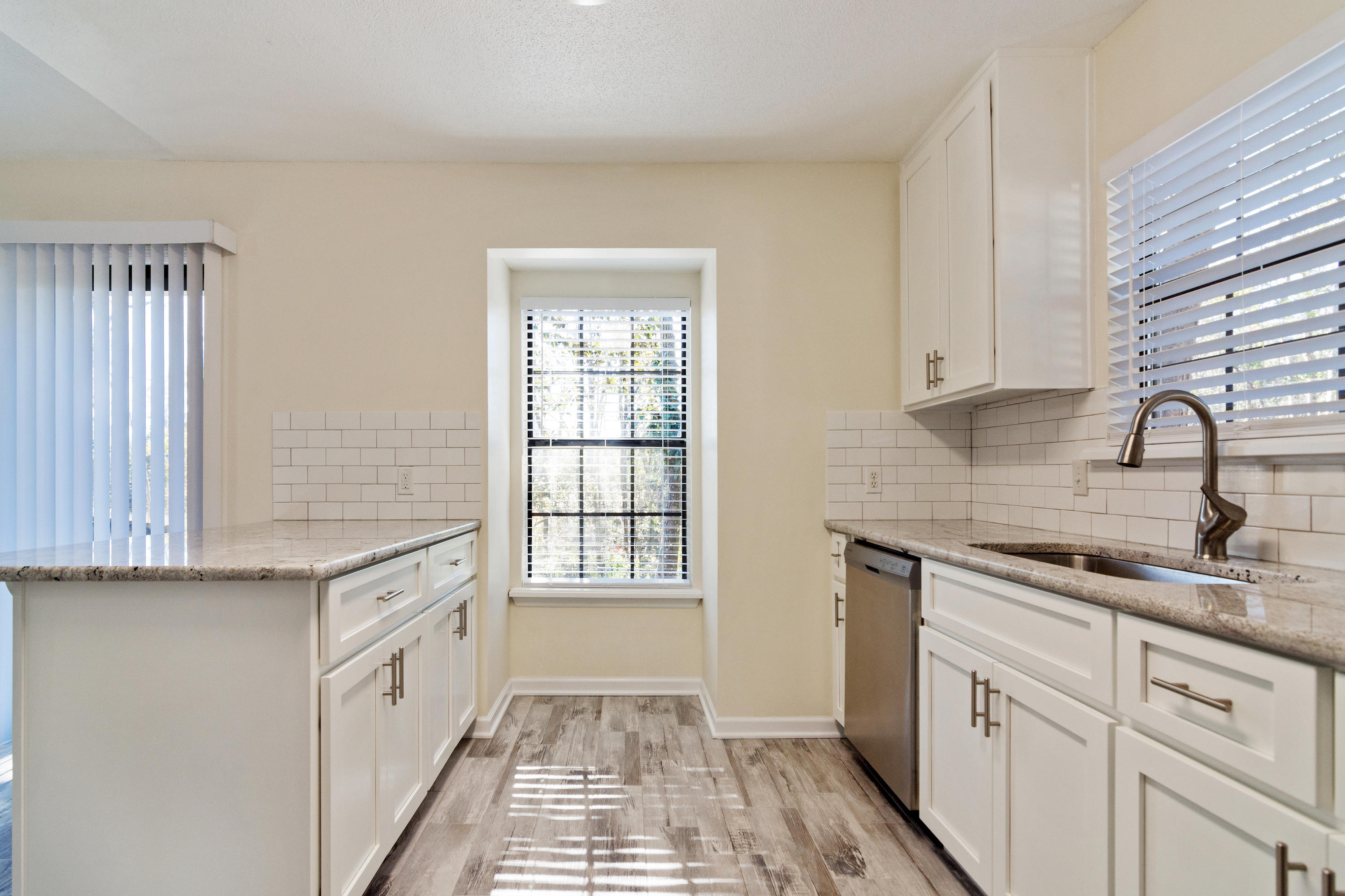 CREEKSIDE 4 - Residential