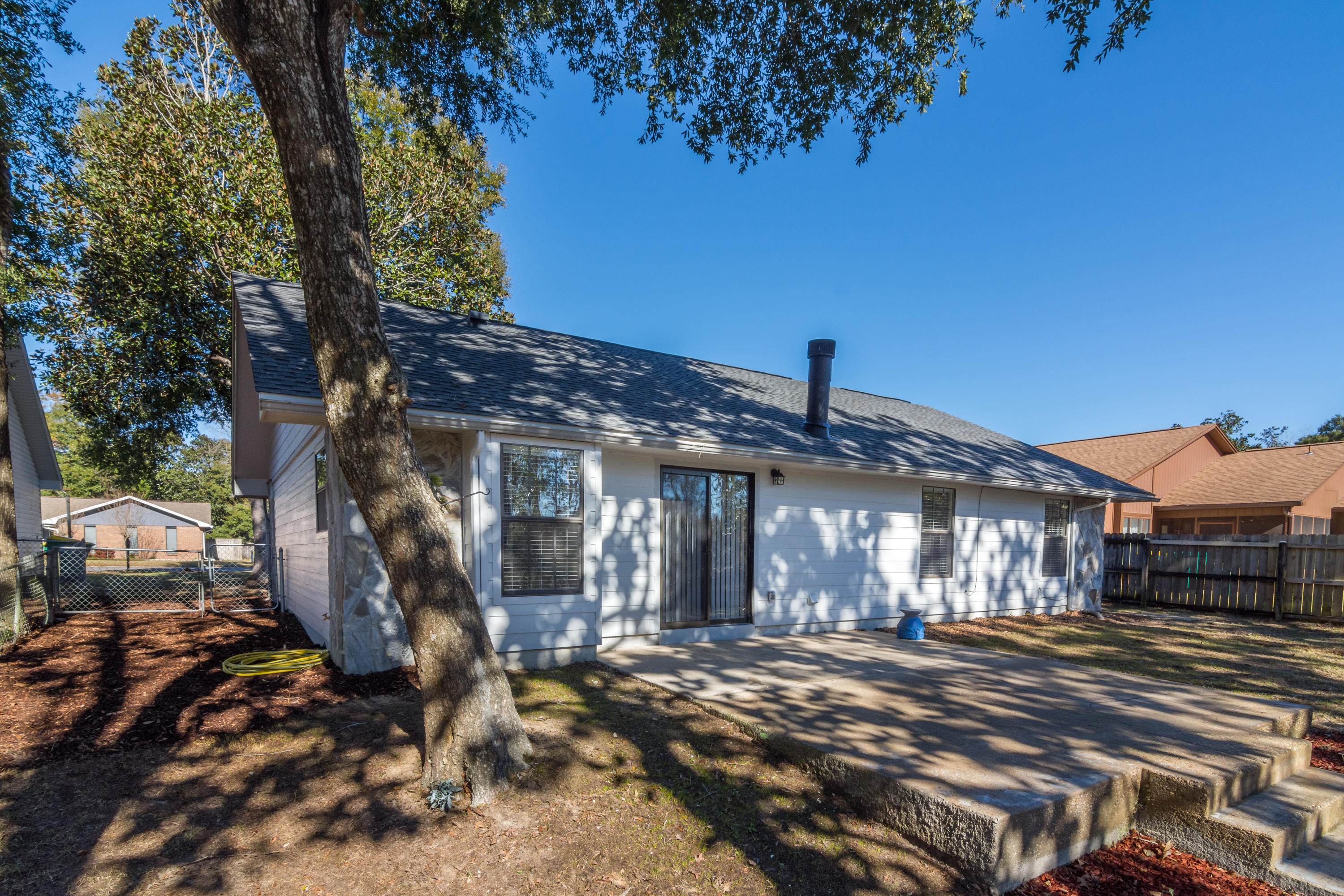 CREEKSIDE 4 - Residential