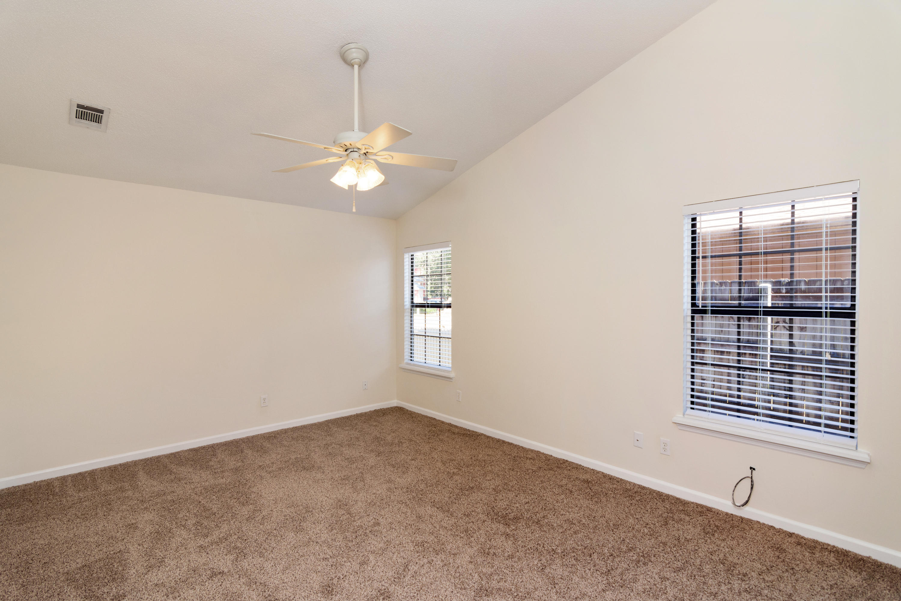 CREEKSIDE 4 - Residential