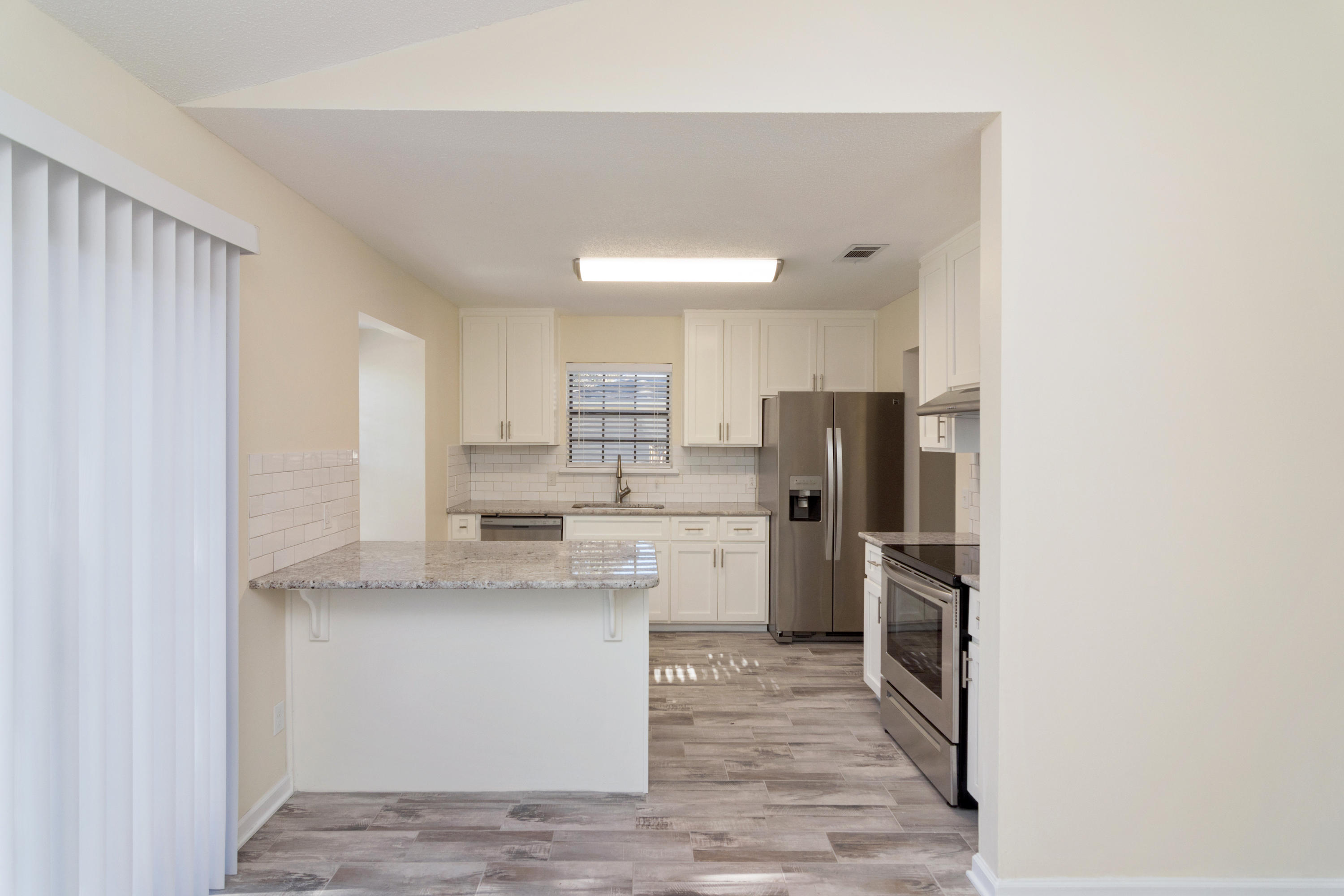 CREEKSIDE 4 - Residential