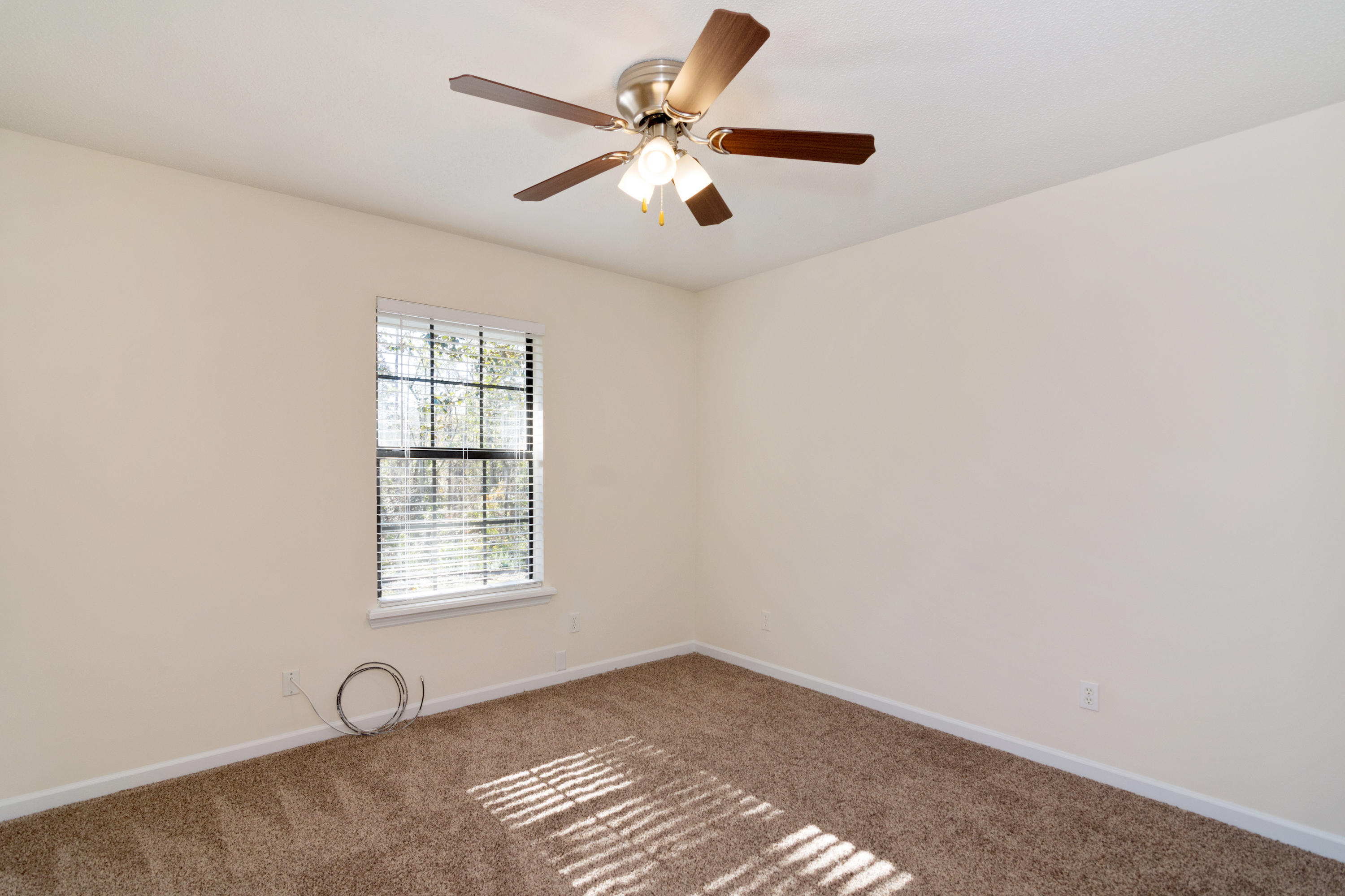 CREEKSIDE 4 - Residential