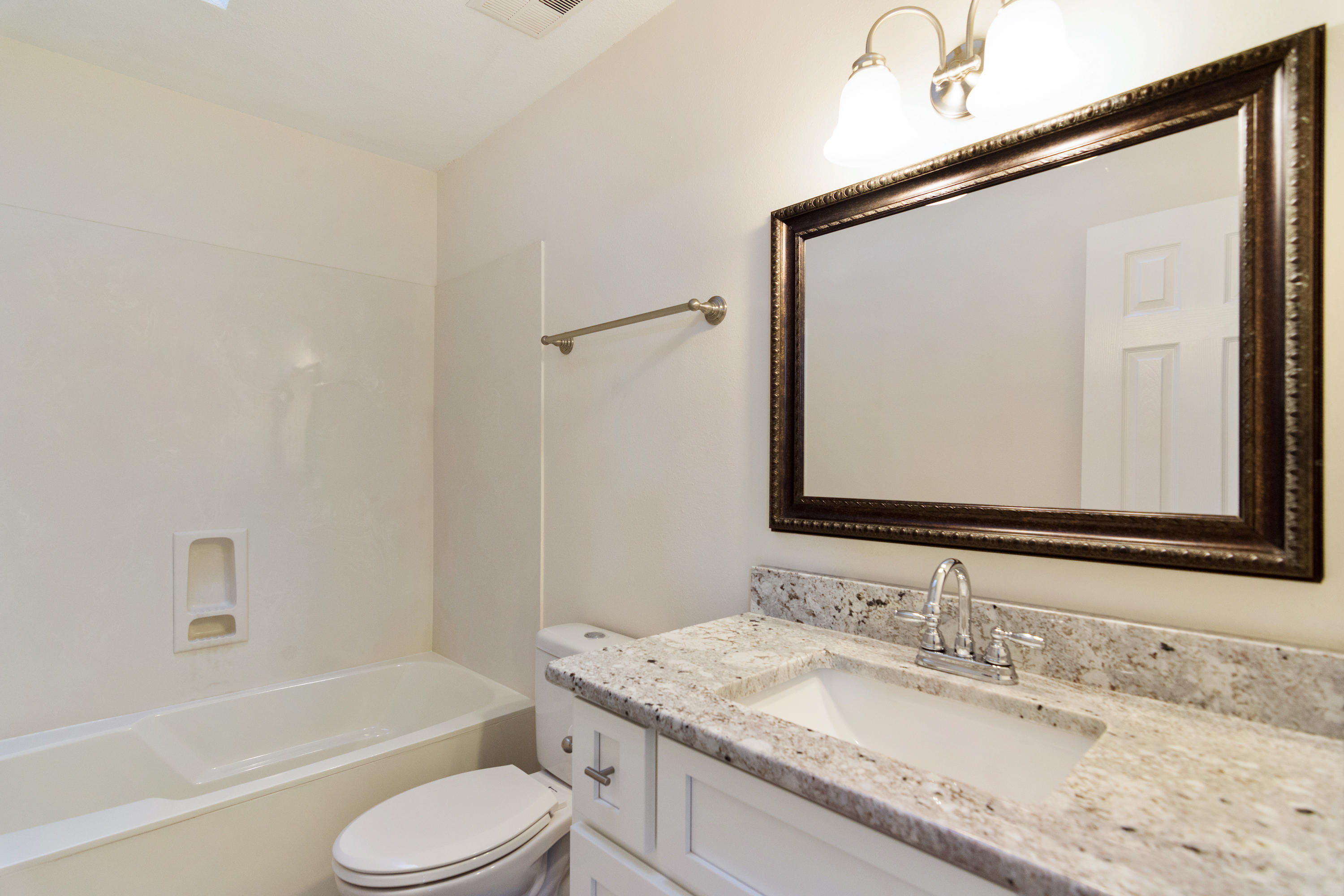 CREEKSIDE 4 - Residential