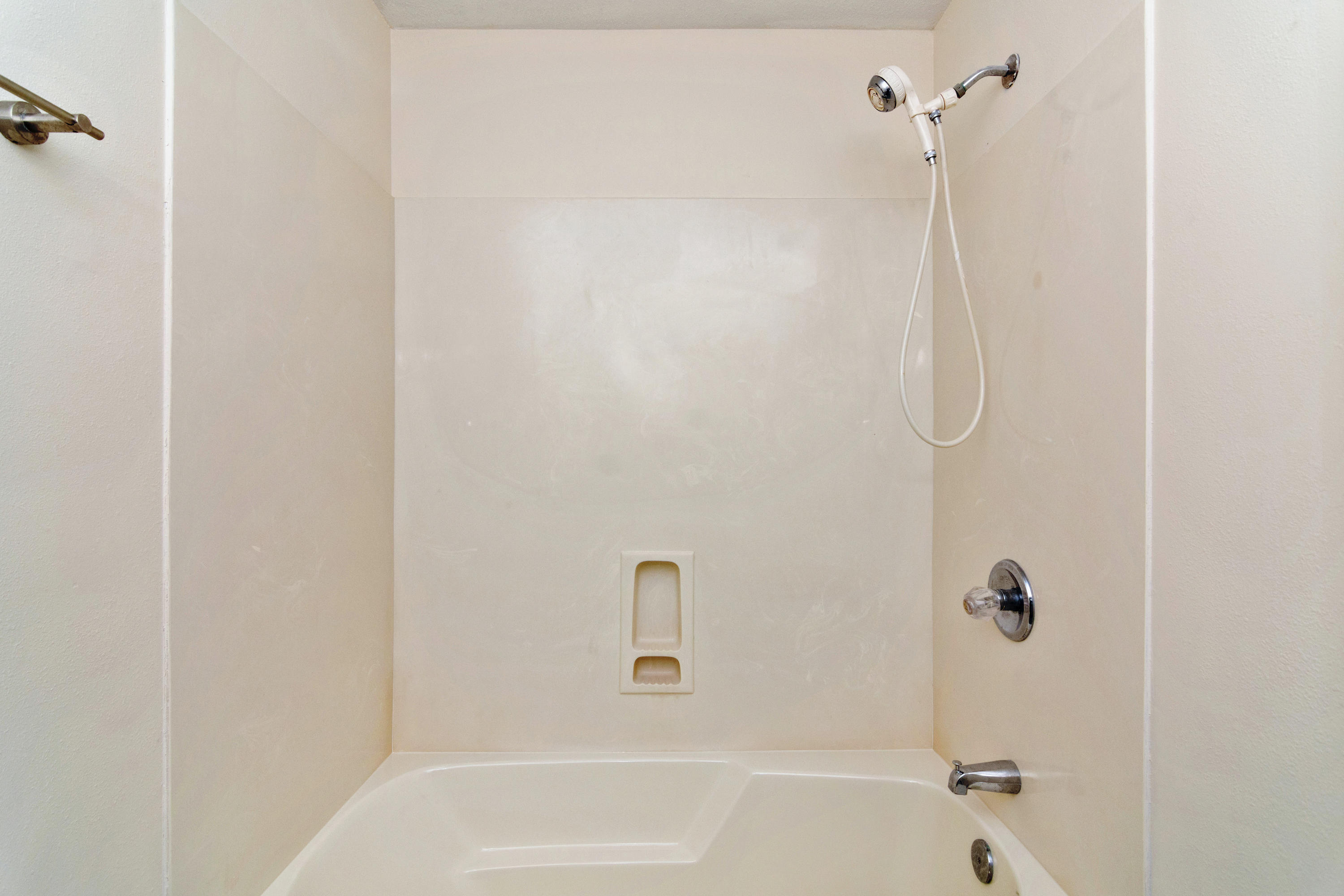 CREEKSIDE 4 - Residential