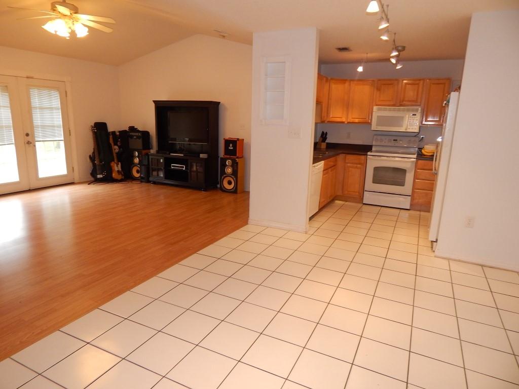 EAST BAY RIVER ESTATES - Residential