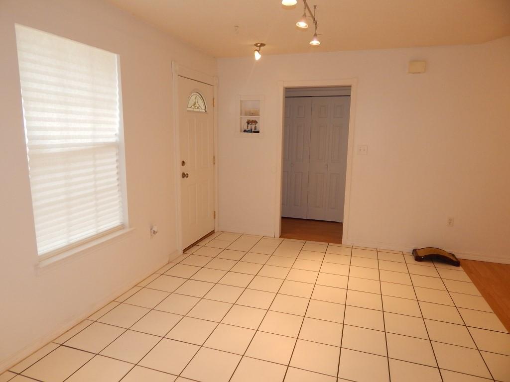 EAST BAY RIVER ESTATES - Residential