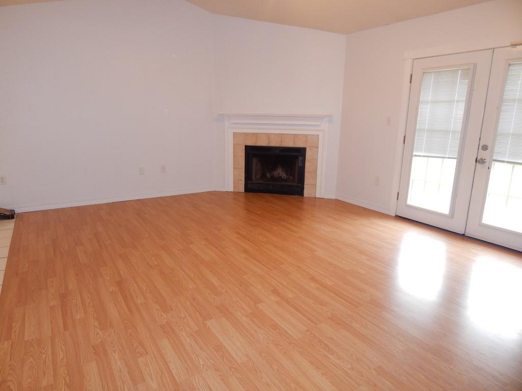 EAST BAY RIVER ESTATES - Residential