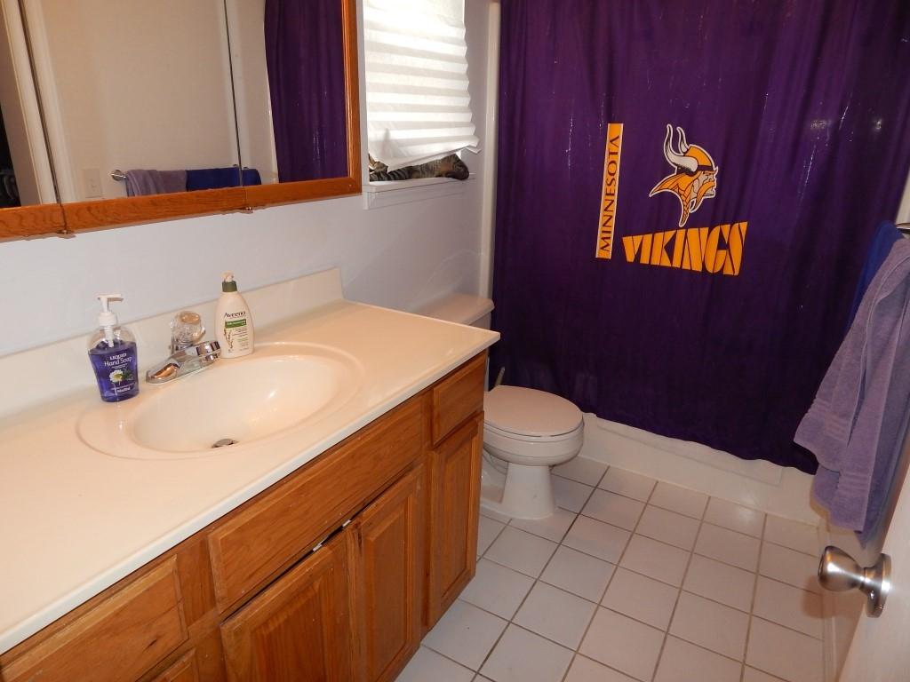 EAST BAY RIVER ESTATES - Residential