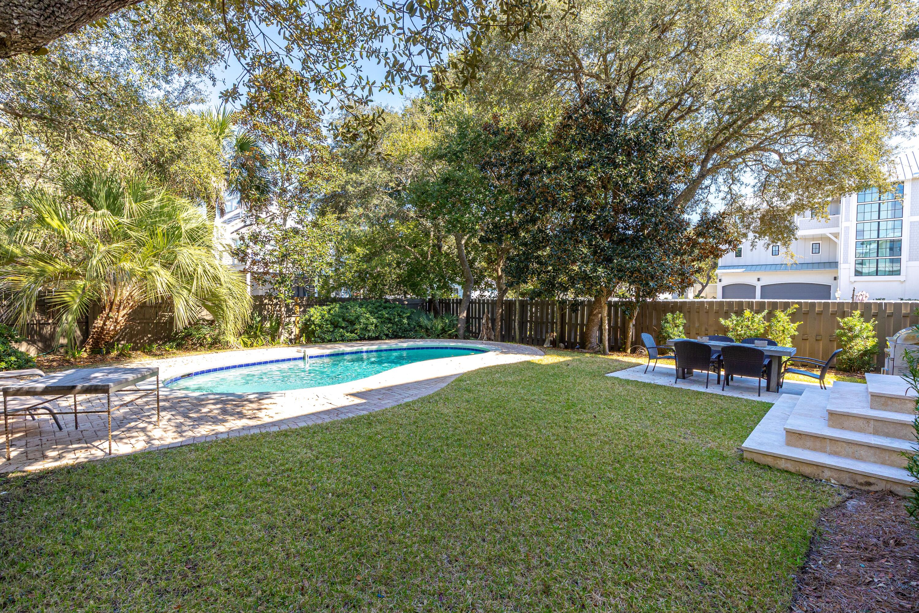 GULF LAKE BEACHES ESTATES - Residential