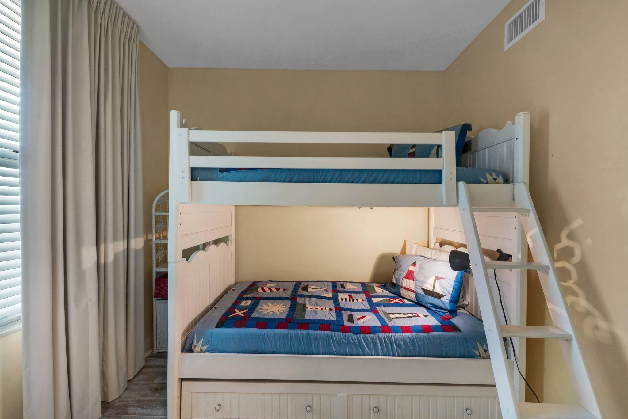 AQUA Beachside Resort - Residential