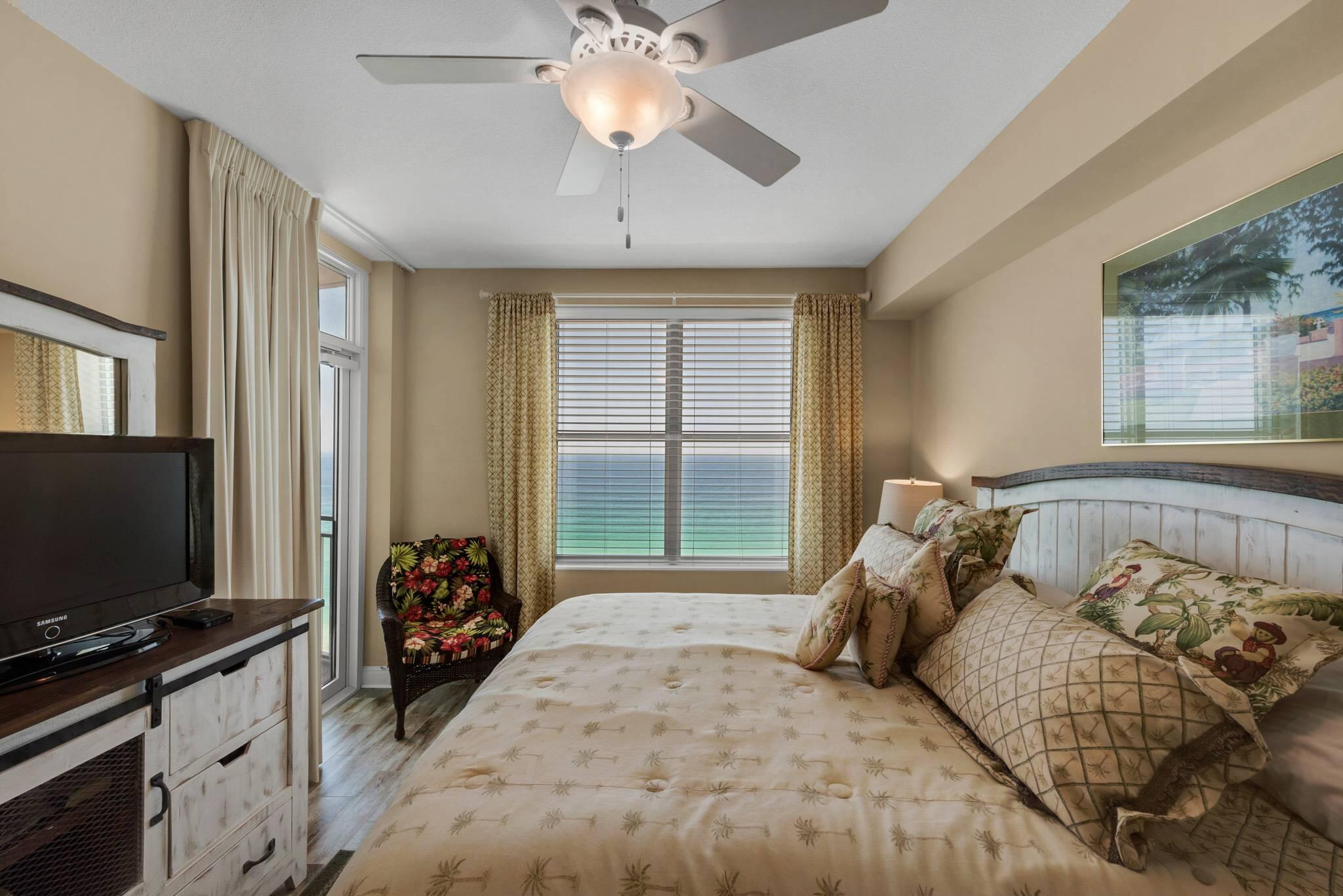 AQUA Beachside Resort - Residential