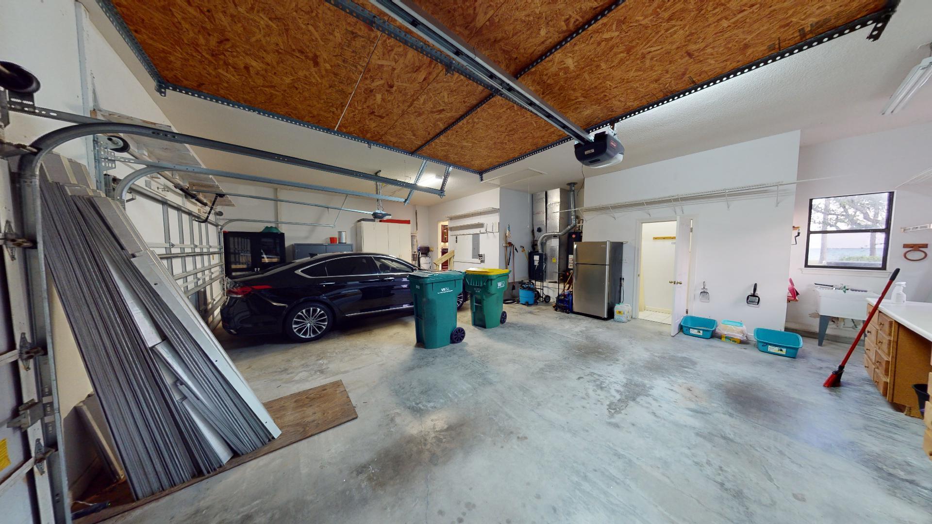 DANA POINTE - Residential