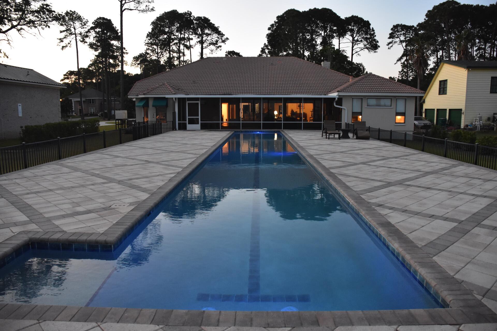 DANA POINTE - Residential