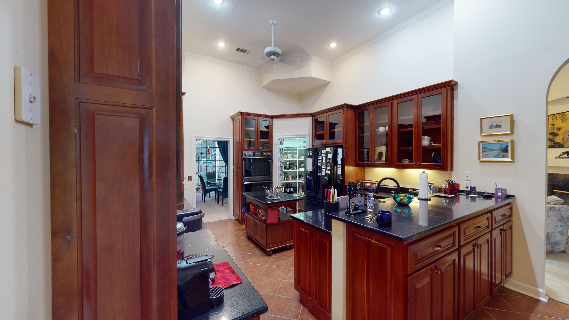 DANA POINTE - Residential