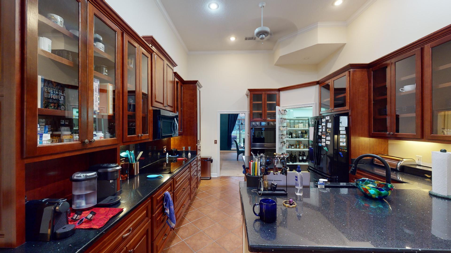 DANA POINTE - Residential