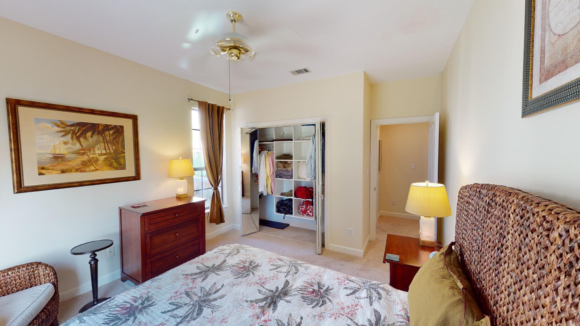 DANA POINTE - Residential