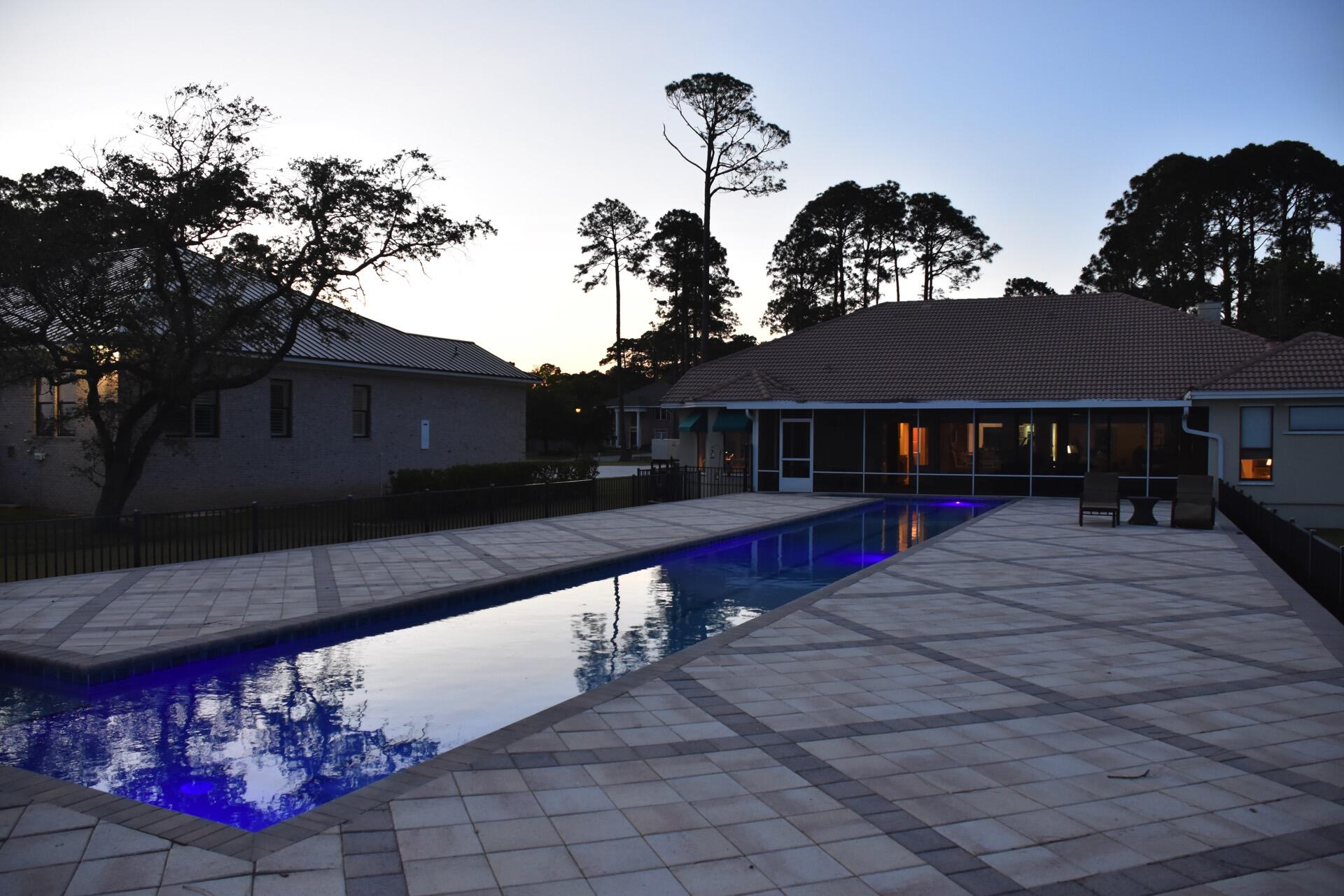 DANA POINTE - Residential